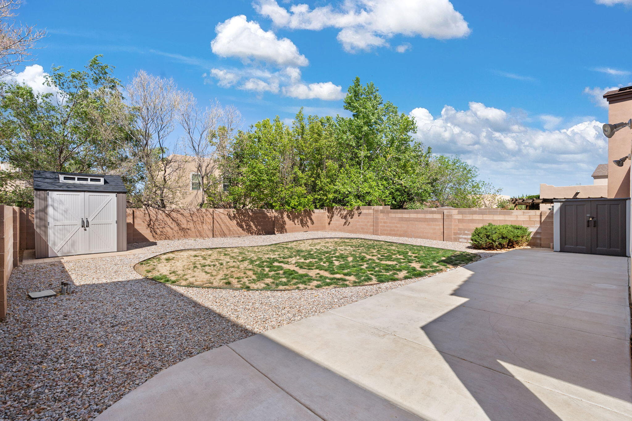 7105 AVIGNON Court NW