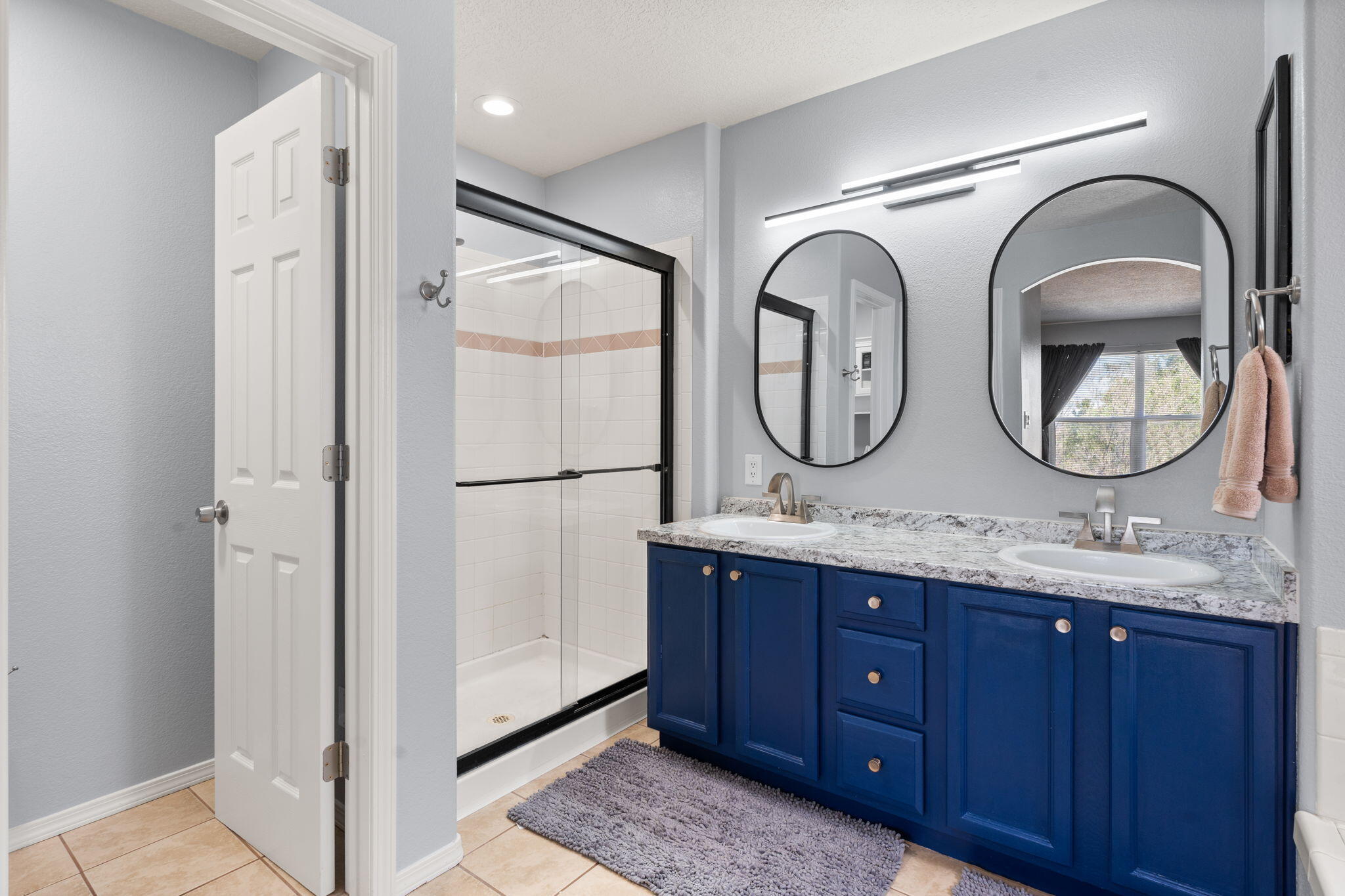 7105 AVIGNON Court NW