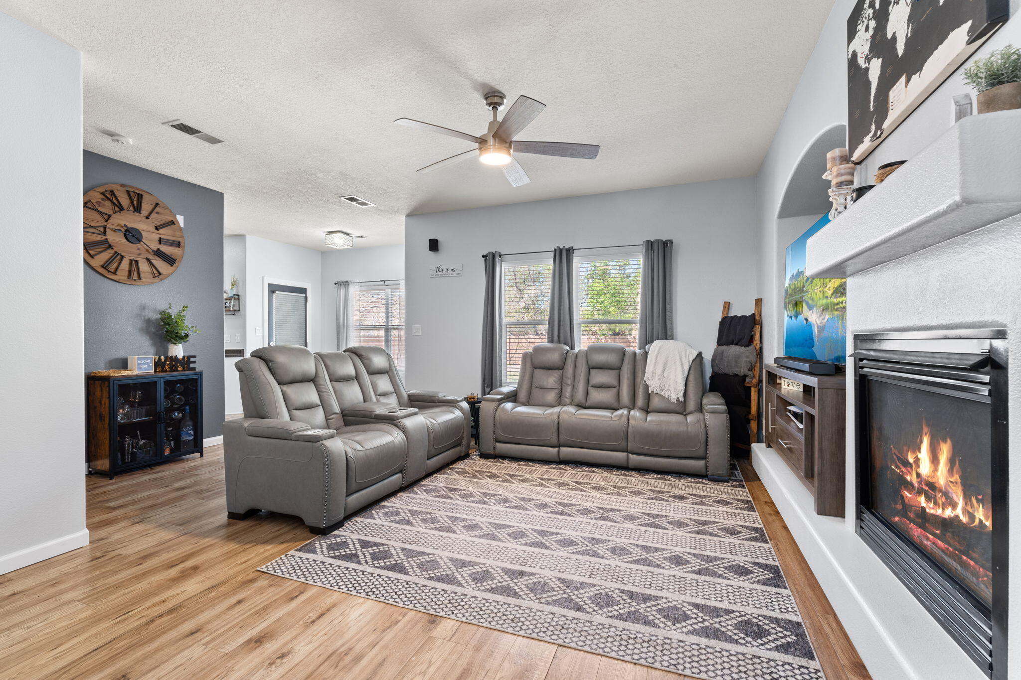 7105 AVIGNON Court NW