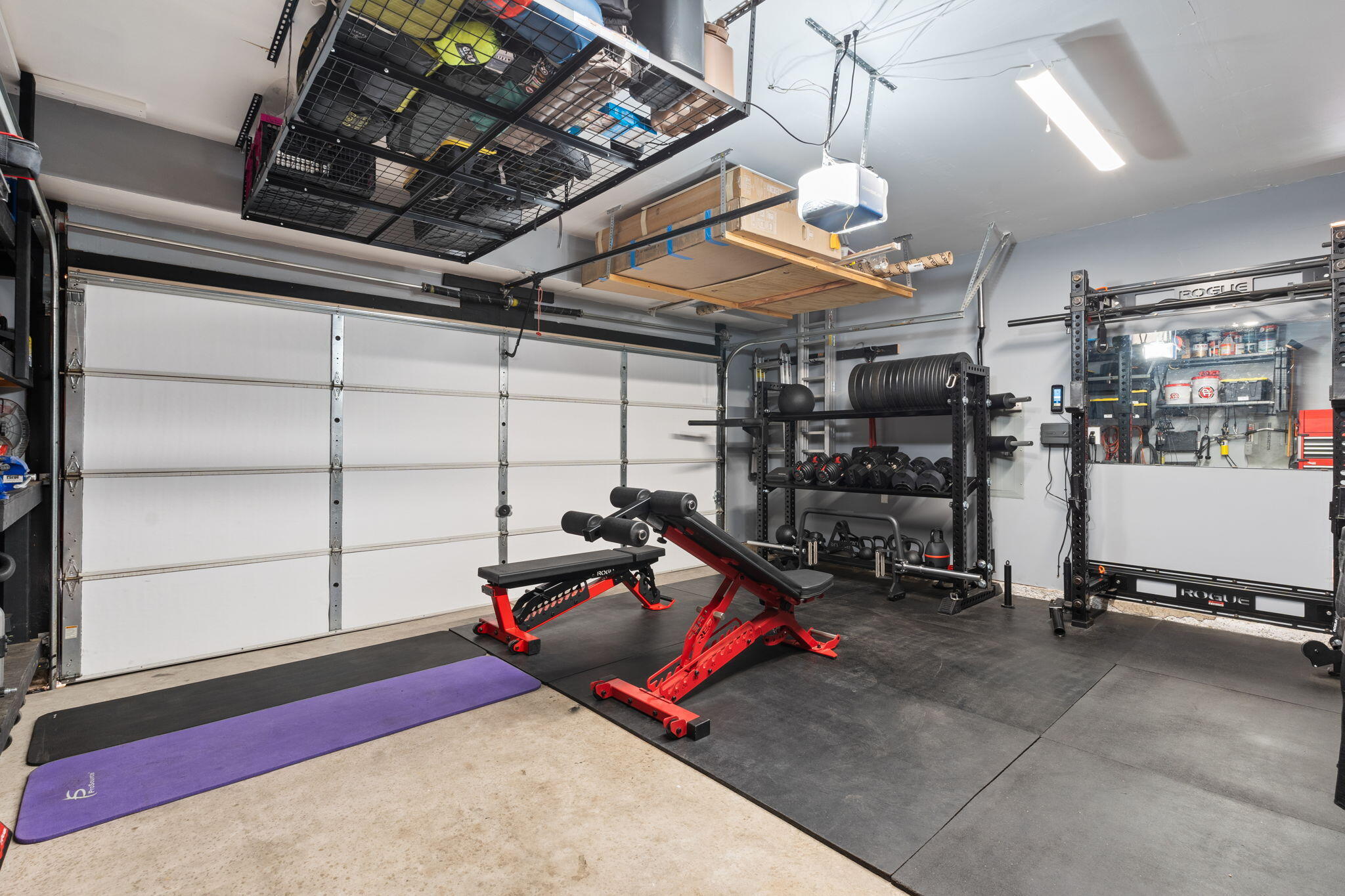 7105 AVIGNON Court NW