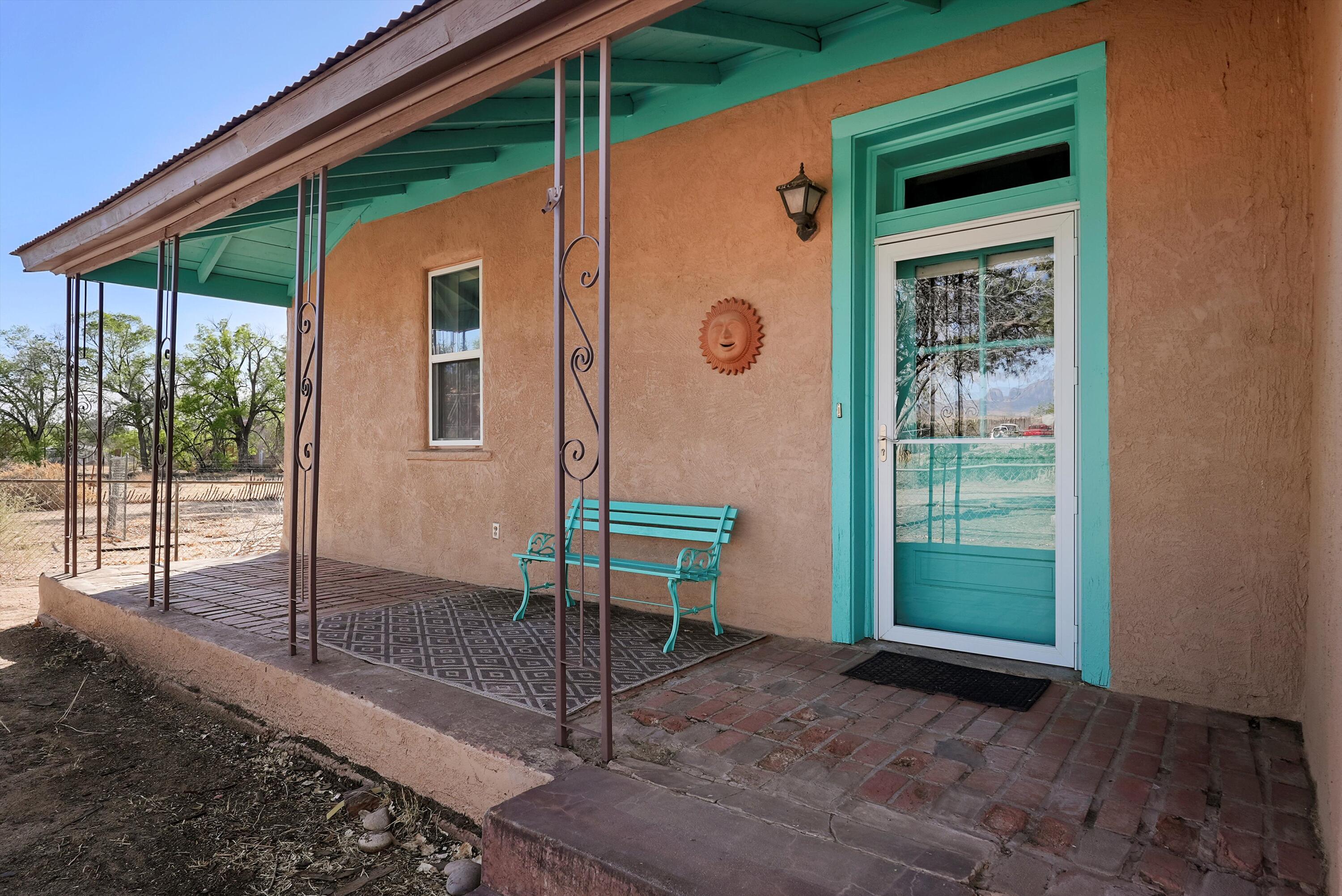 11009 EDITH Boulevard NE