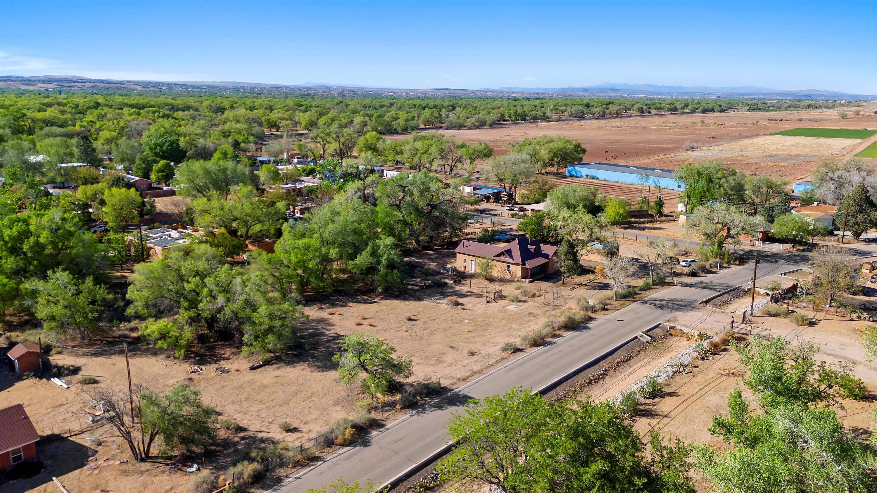 11009 EDITH Boulevard NE