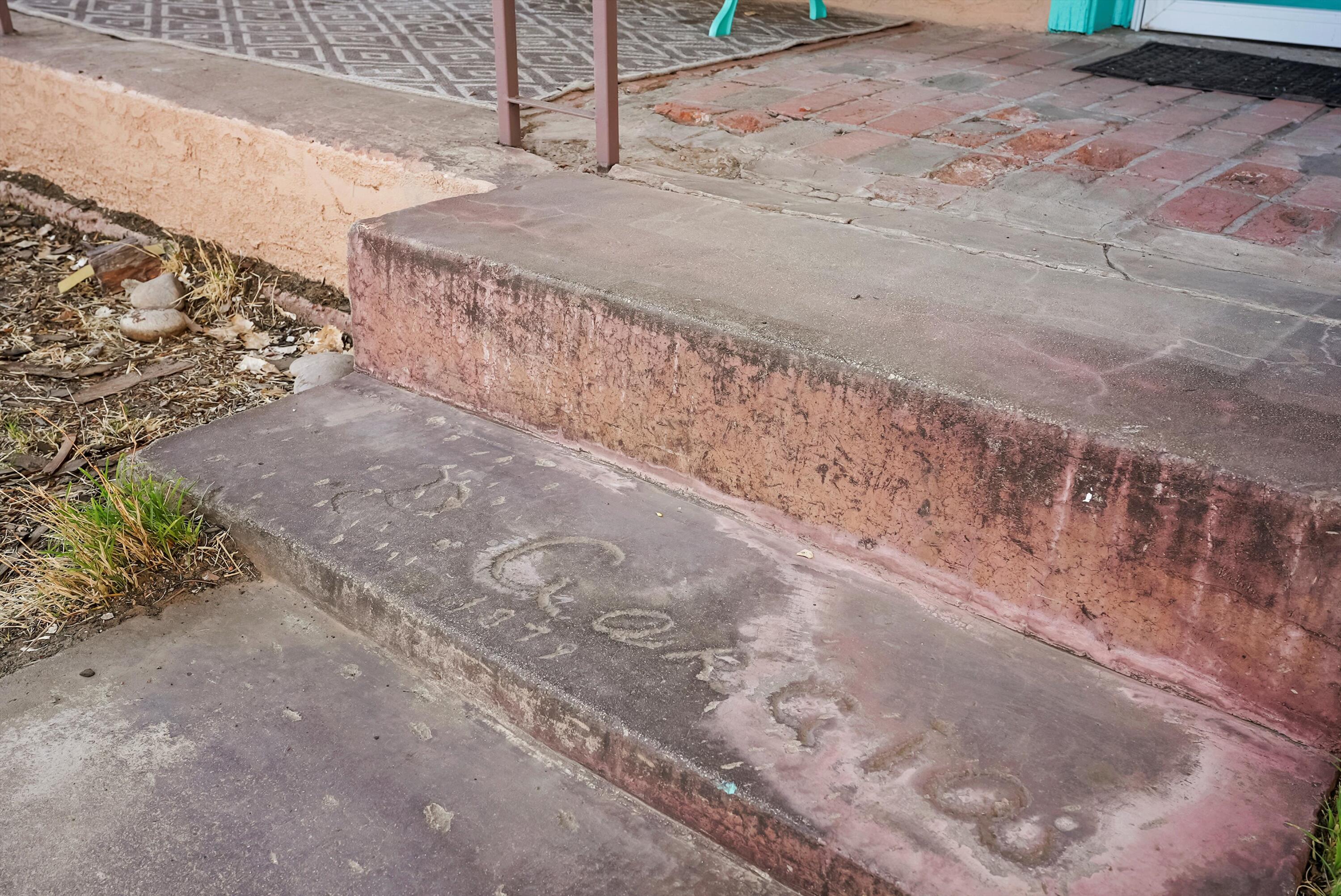 11009 EDITH Boulevard NE