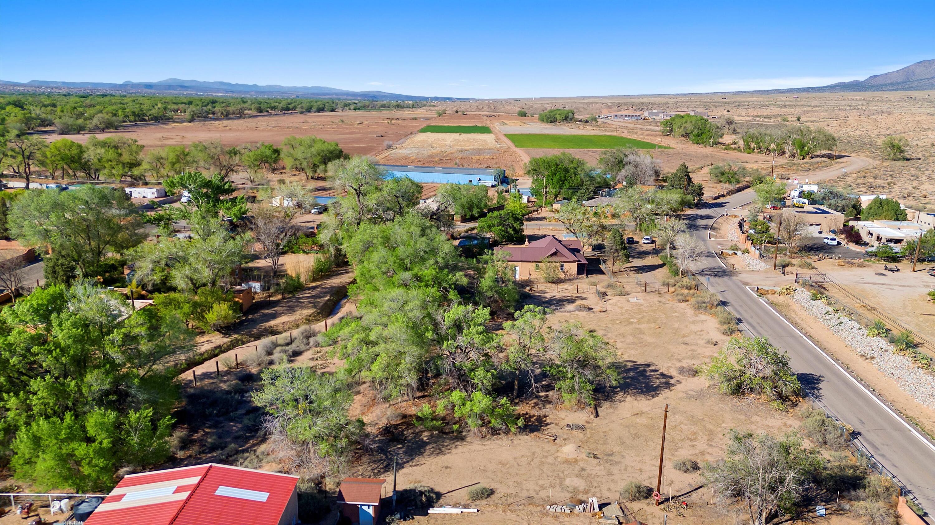 11009 EDITH Boulevard NE