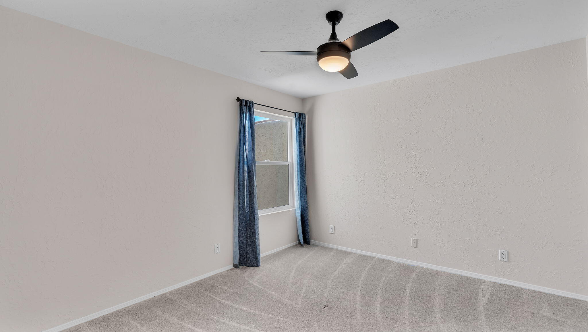 11119 SIDNEY Avenue NE