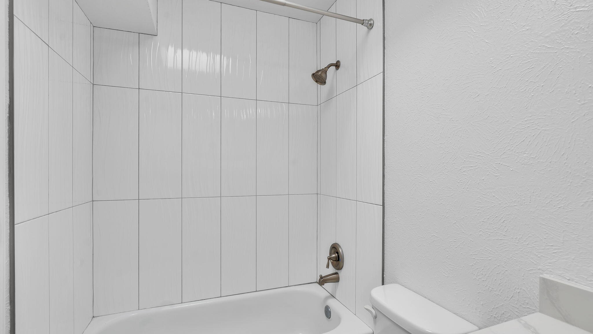 11119 SIDNEY Avenue NE