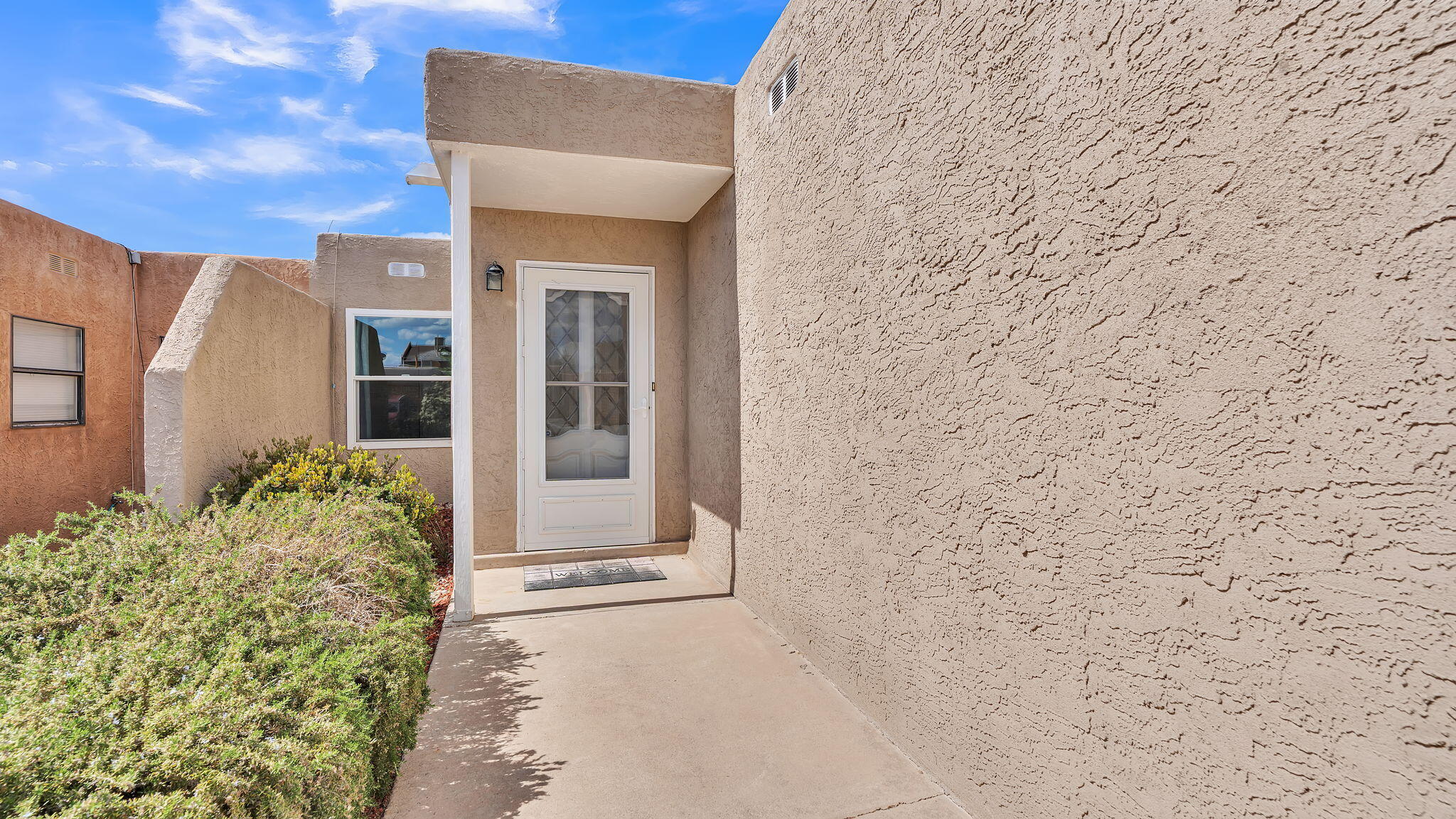 11119 SIDNEY Avenue NE