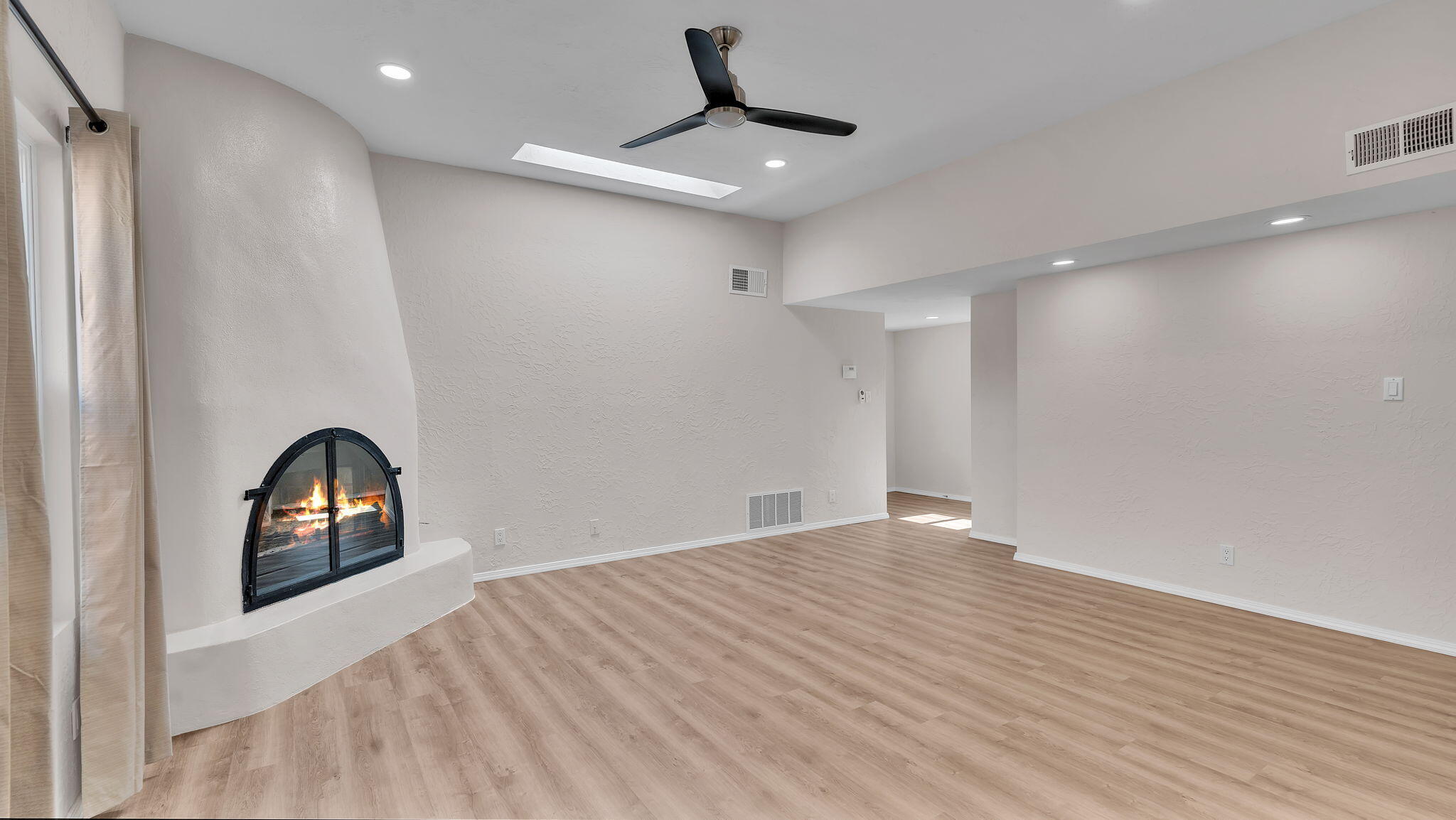 11119 SIDNEY Avenue NE