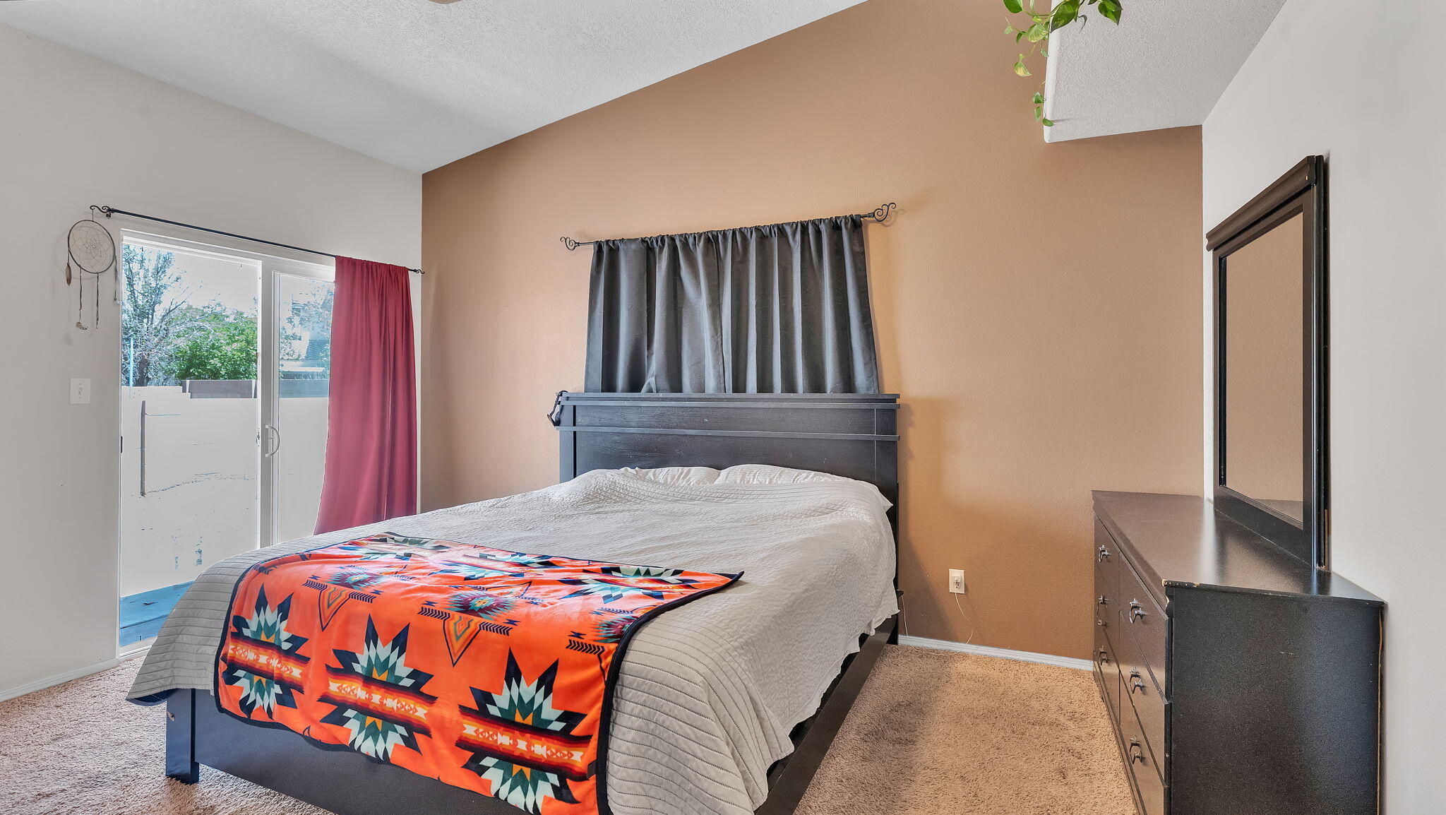 1109 Casa Maria Road NE