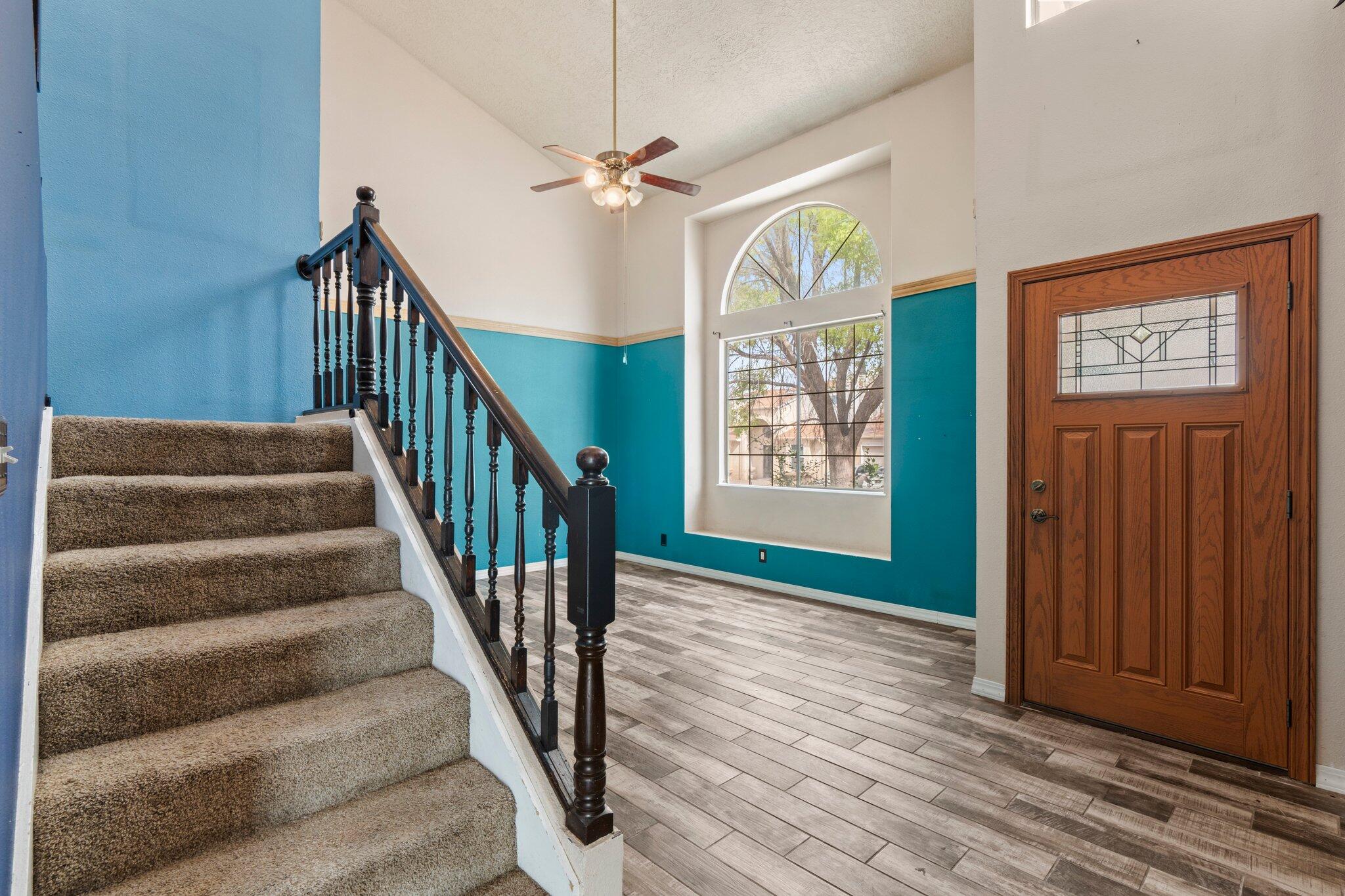 1725 CHAMISA Road NE