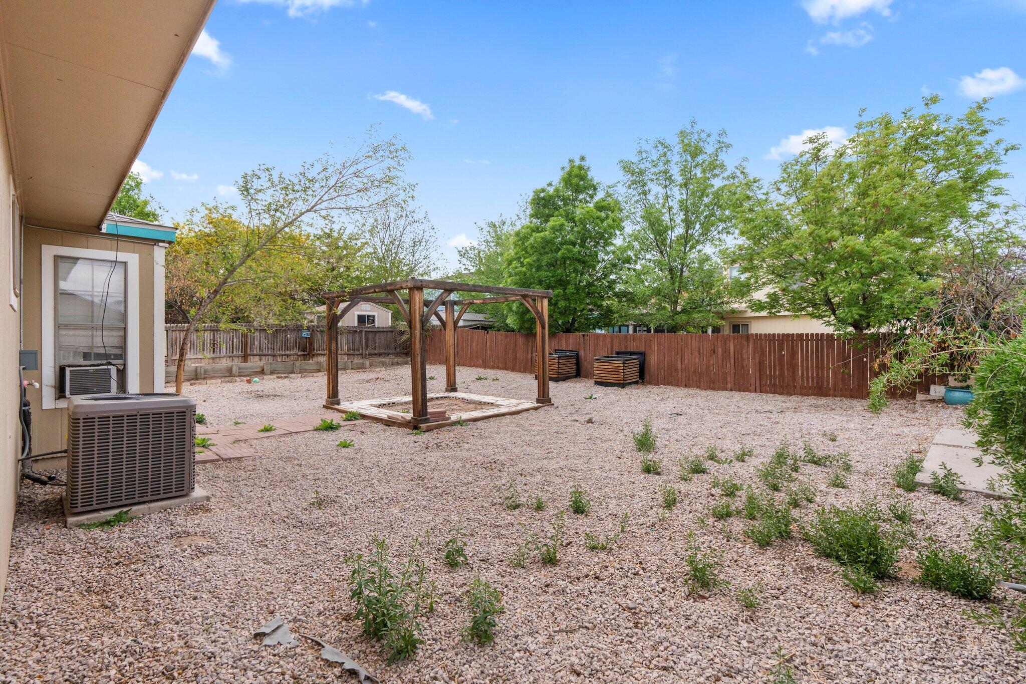 1725 CHAMISA Road NE