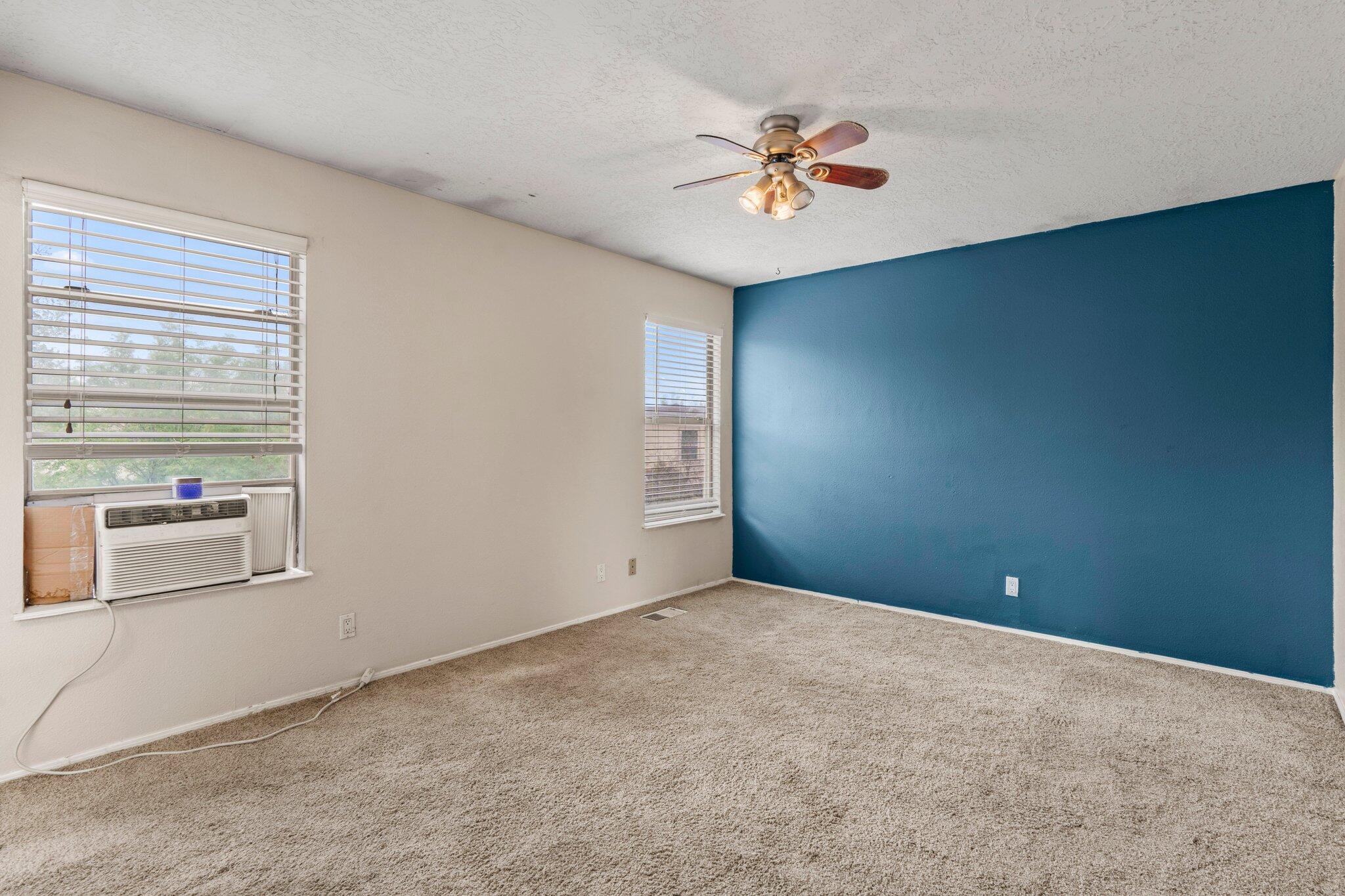 1725 CHAMISA Road NE