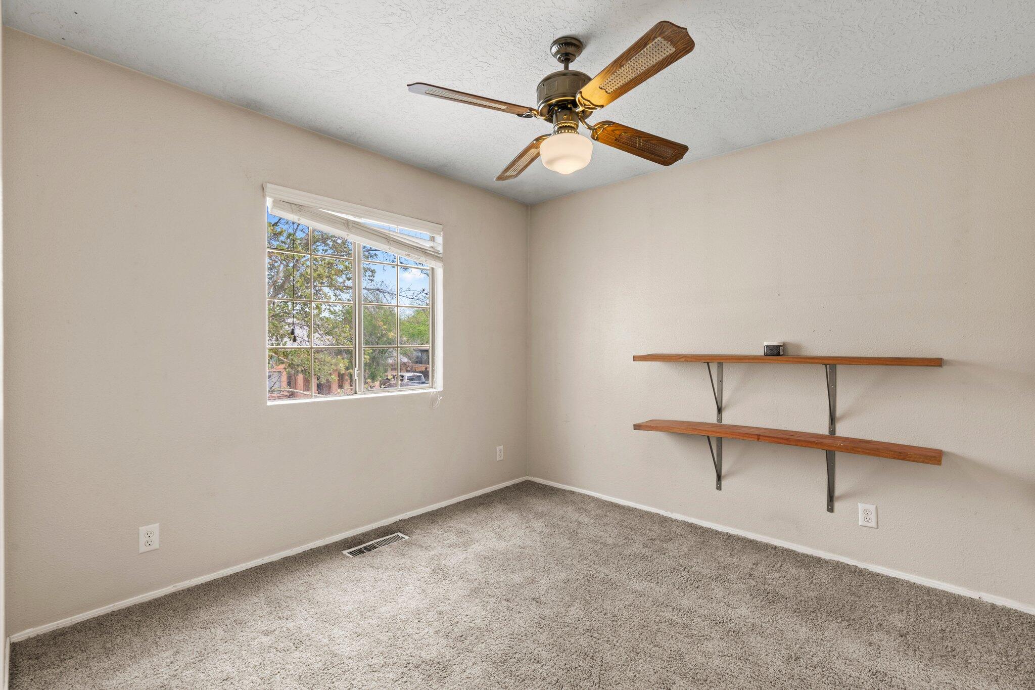 1725 CHAMISA Road NE