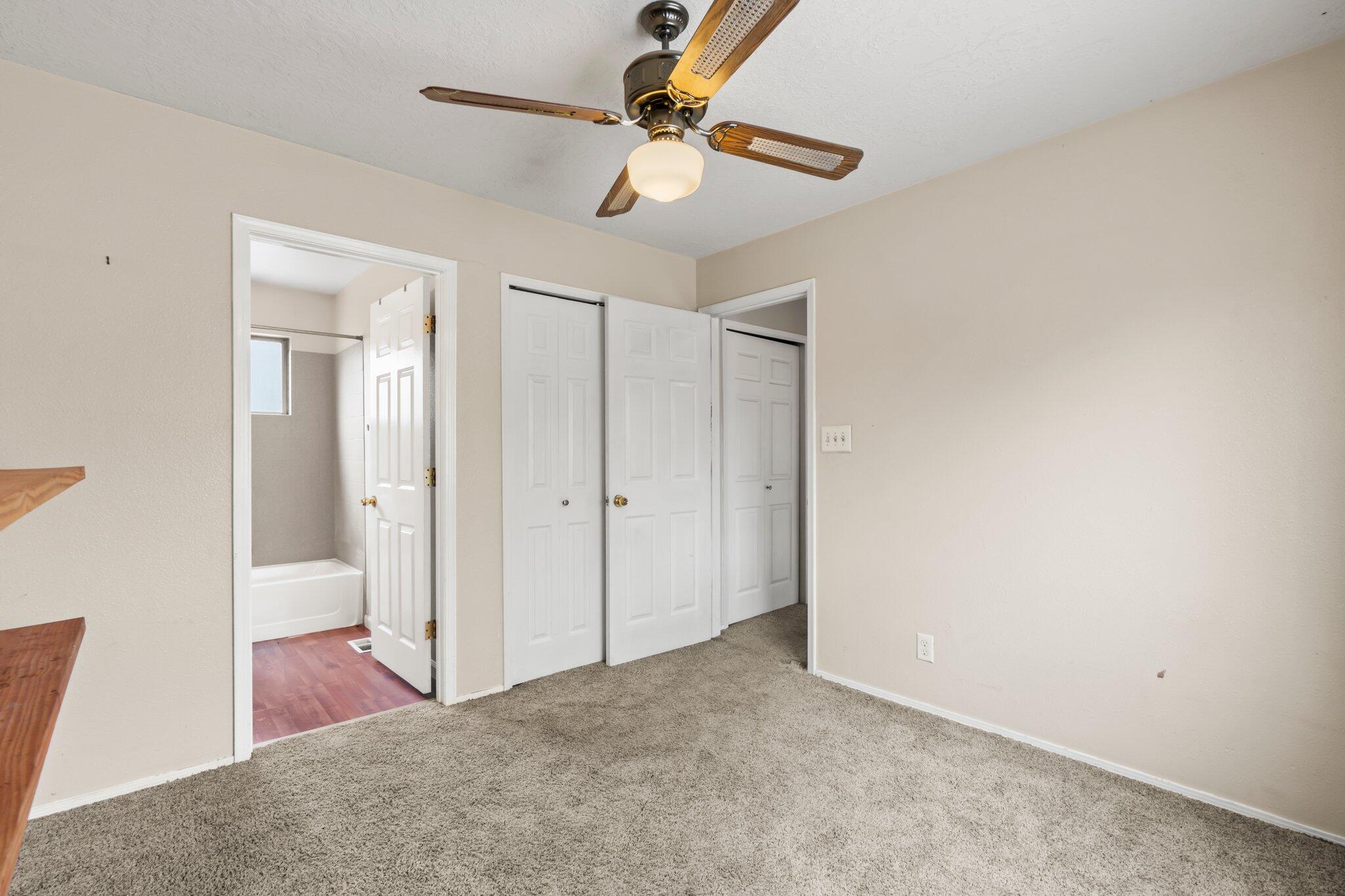 1725 CHAMISA Road NE