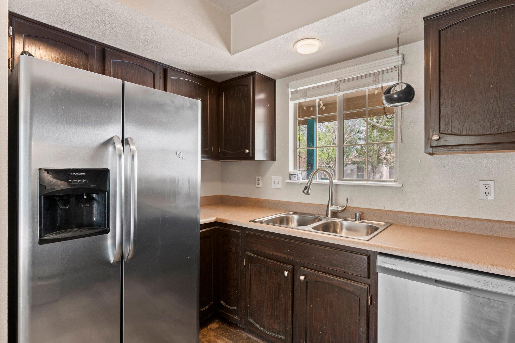 1725 CHAMISA Road NE