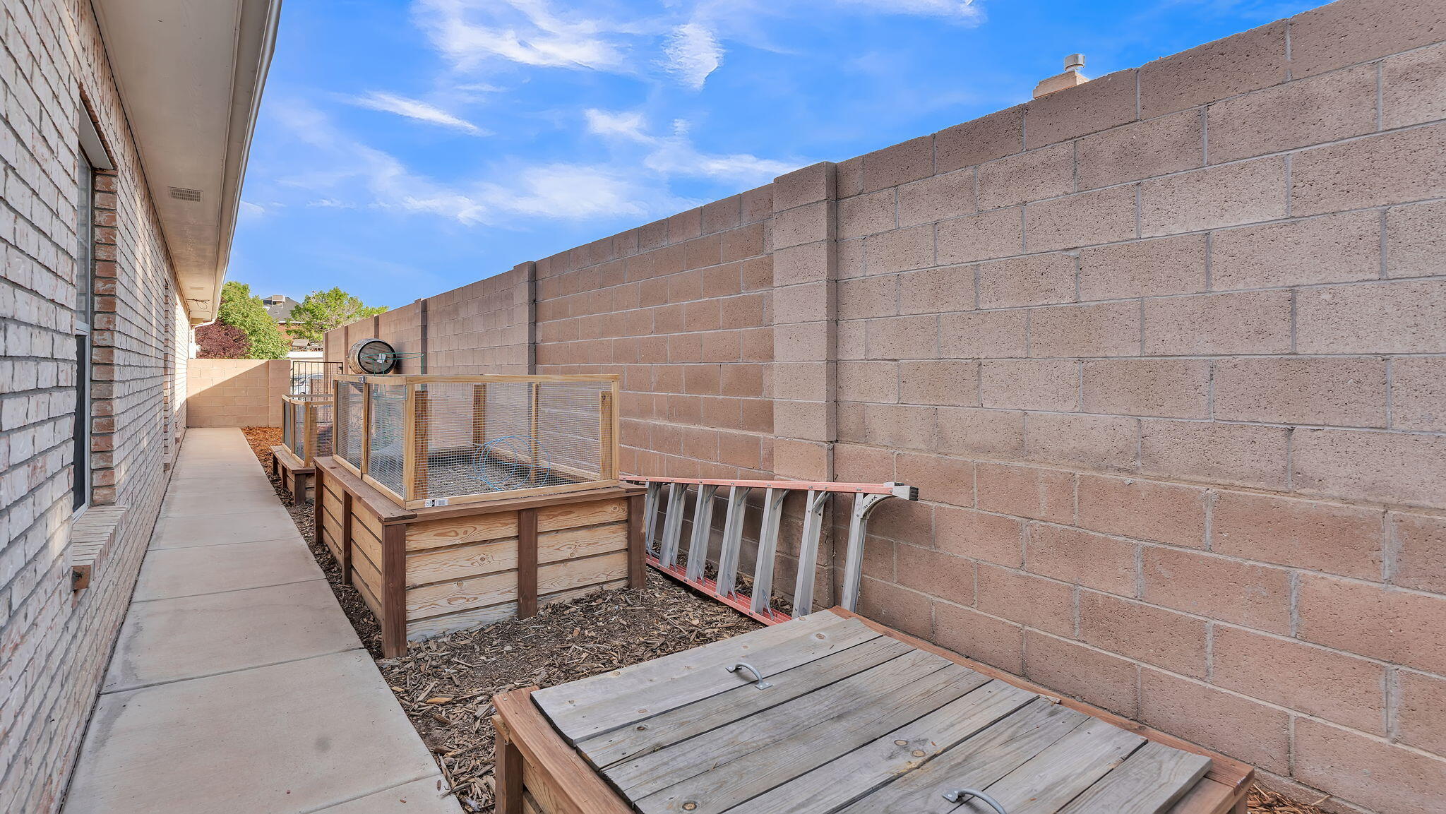 4505 MILLWOOD Court NW