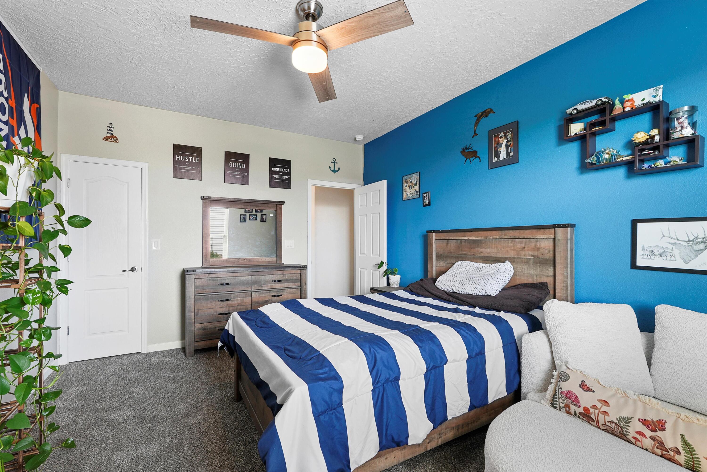 2203 VIA ESTERLINA Avenue SE