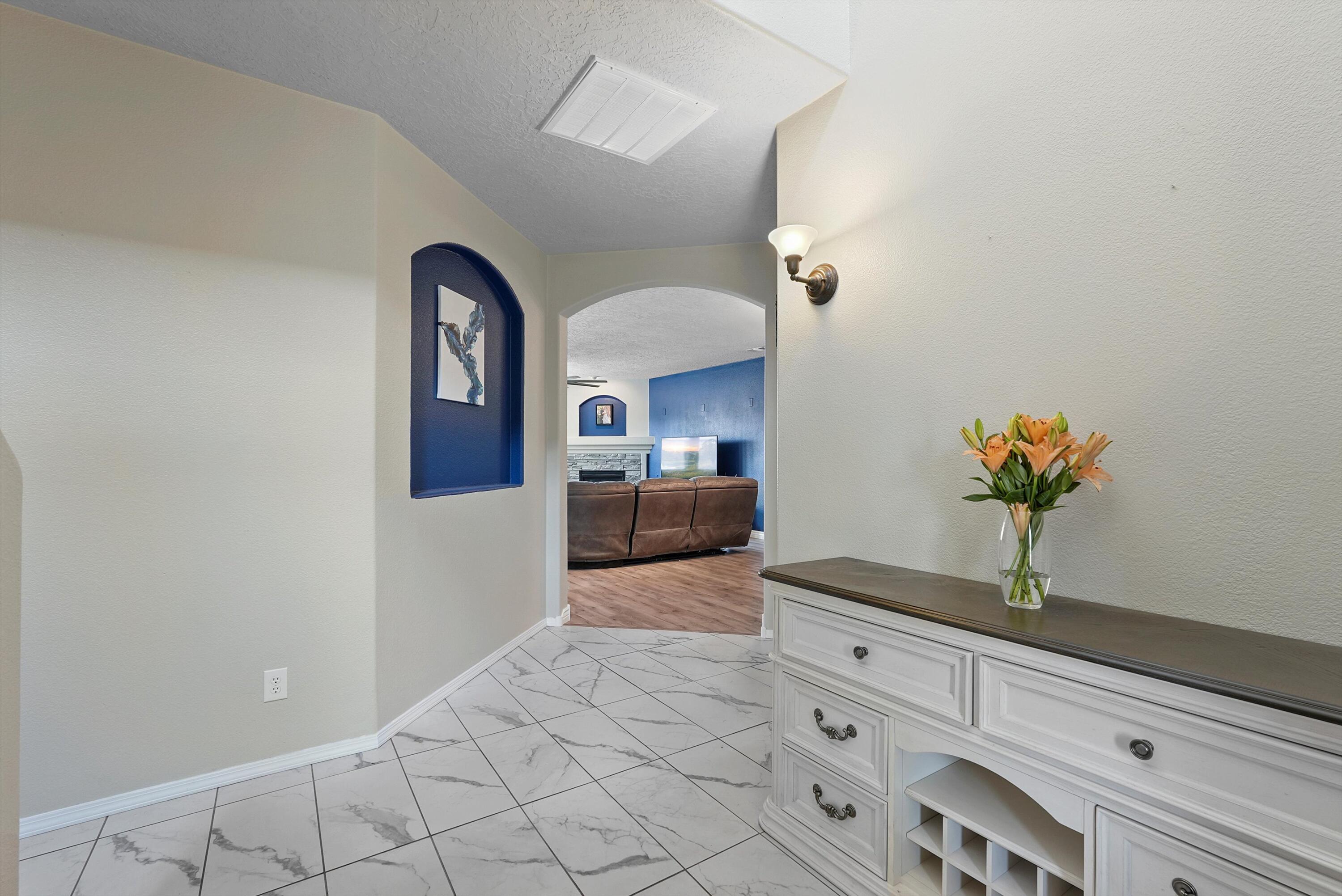 2203 VIA ESTERLINA Avenue SE