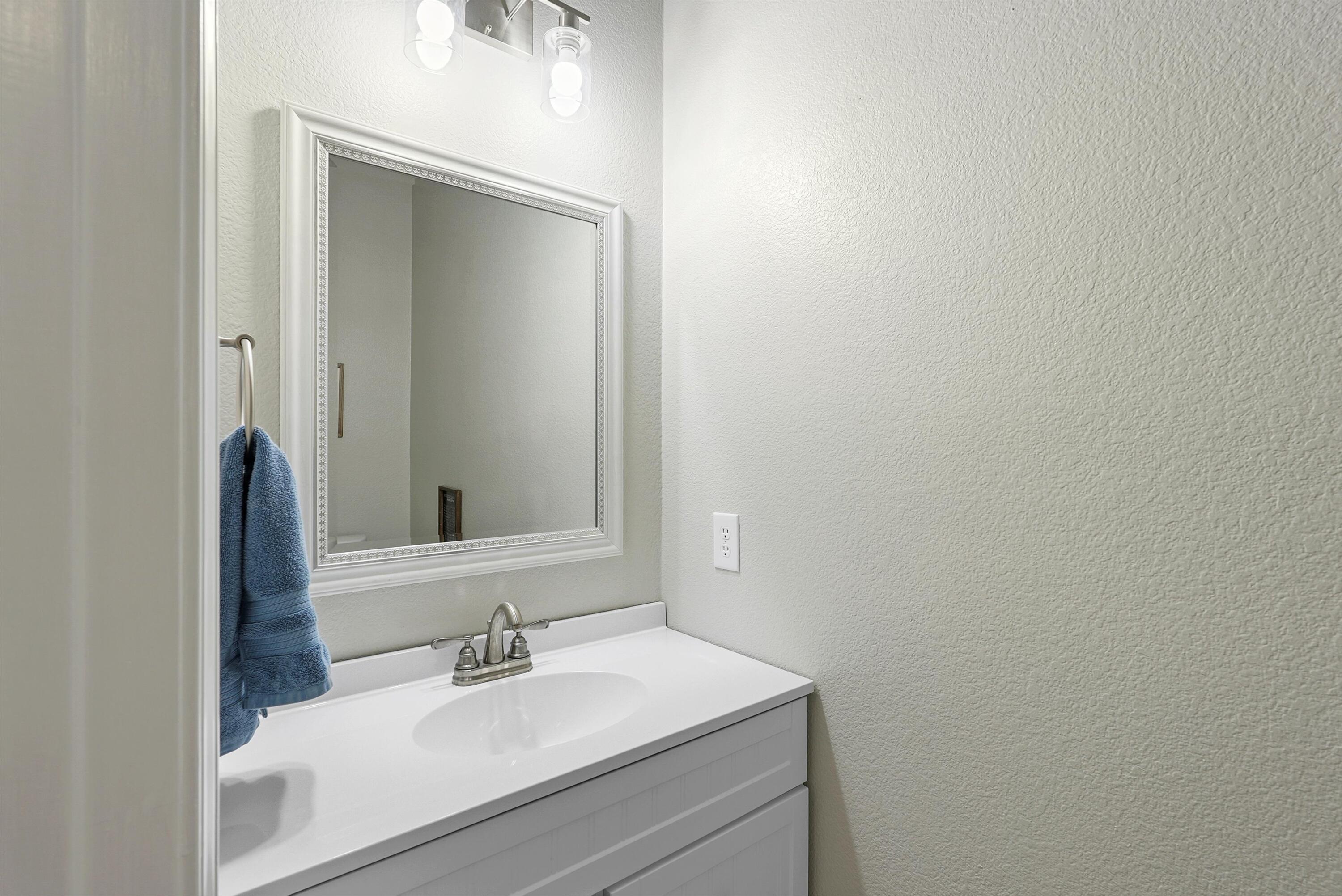 2203 VIA ESTERLINA Avenue SE