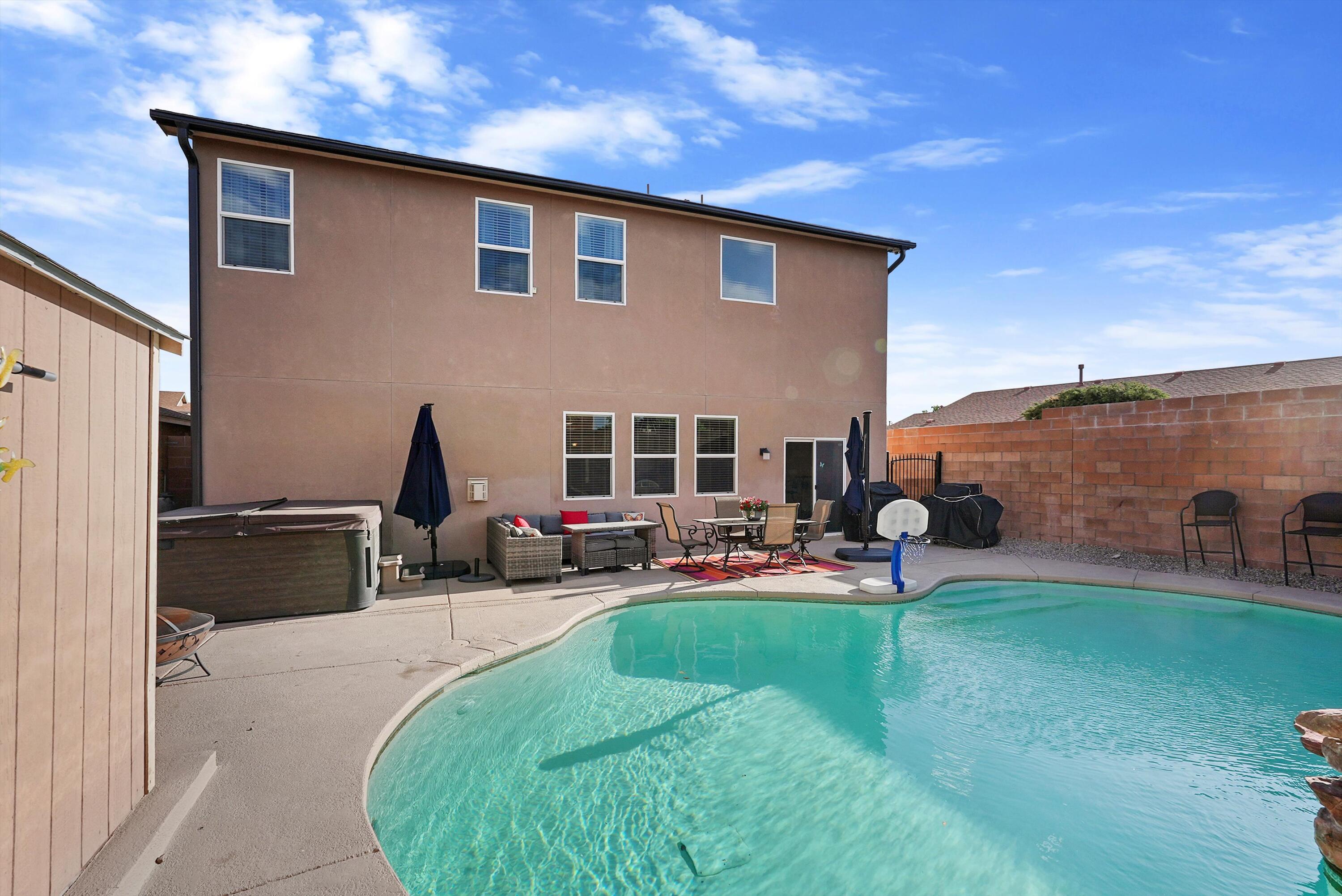 2203 VIA ESTERLINA Avenue SE