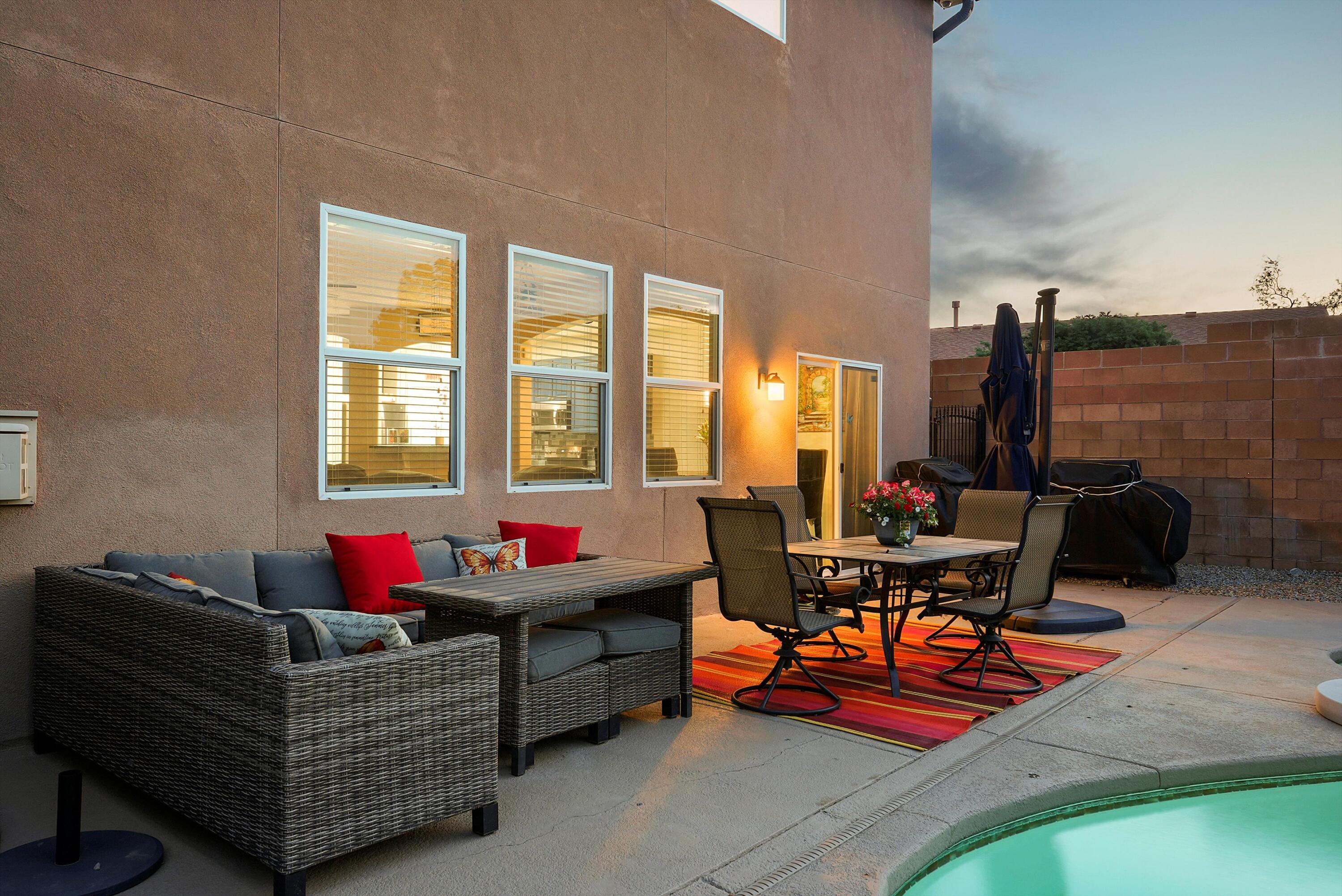 2203 VIA ESTERLINA Avenue SE