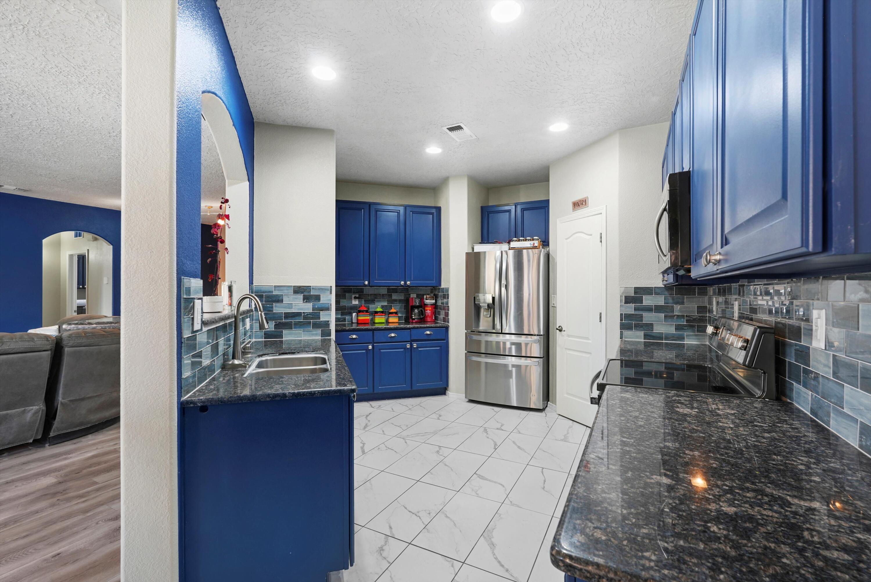 2203 VIA ESTERLINA Avenue SE