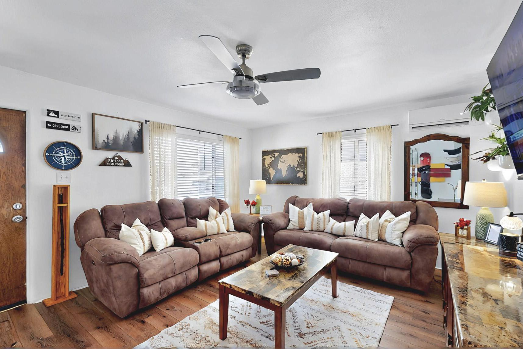 512 DOUGLAS MACARTHUR Road NW