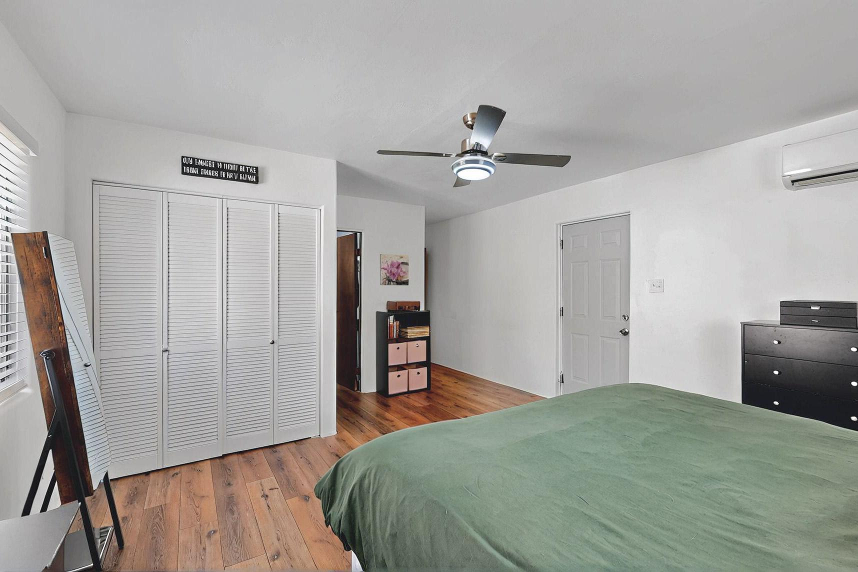 512 DOUGLAS MACARTHUR Road NW