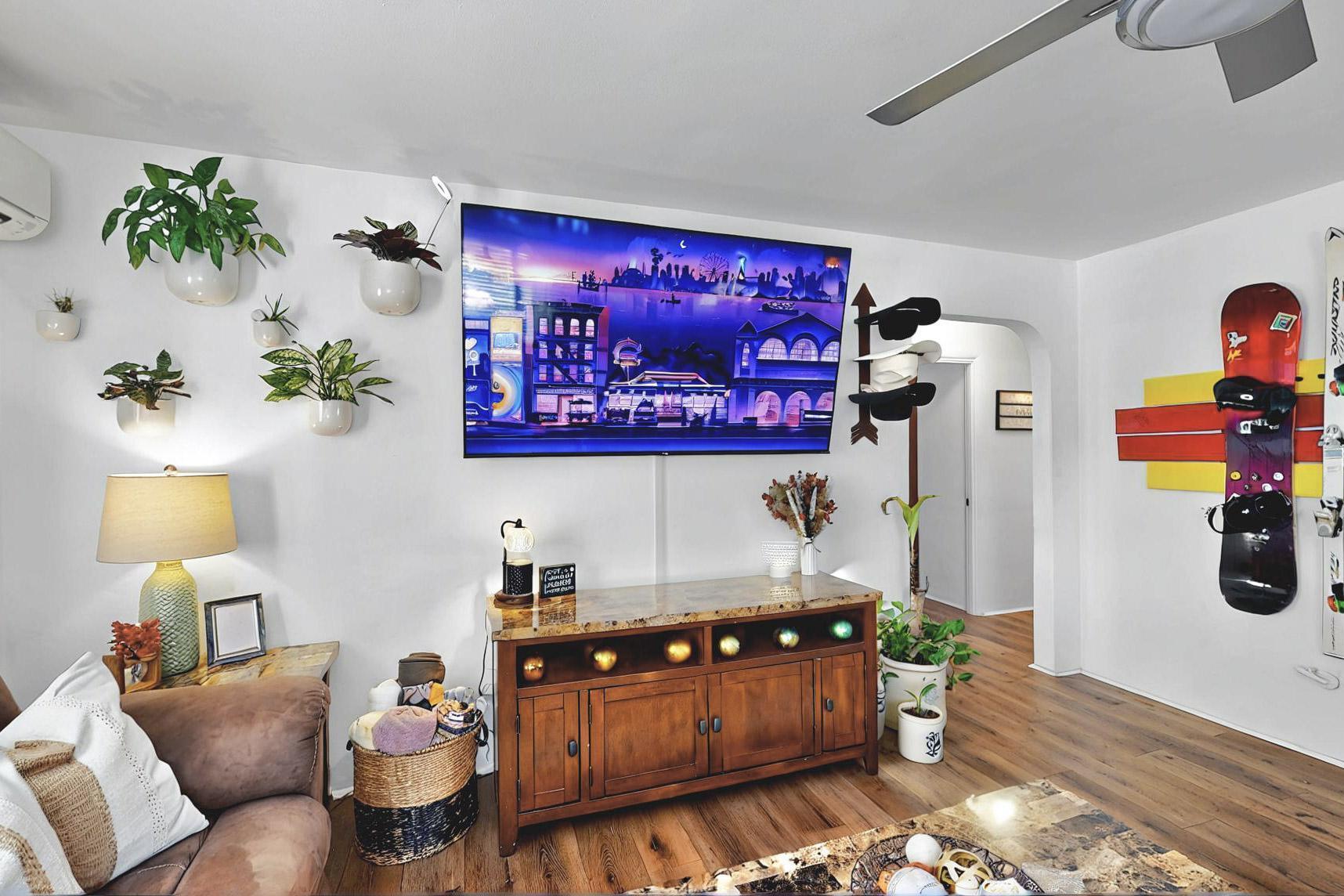 512 DOUGLAS MACARTHUR Road NW