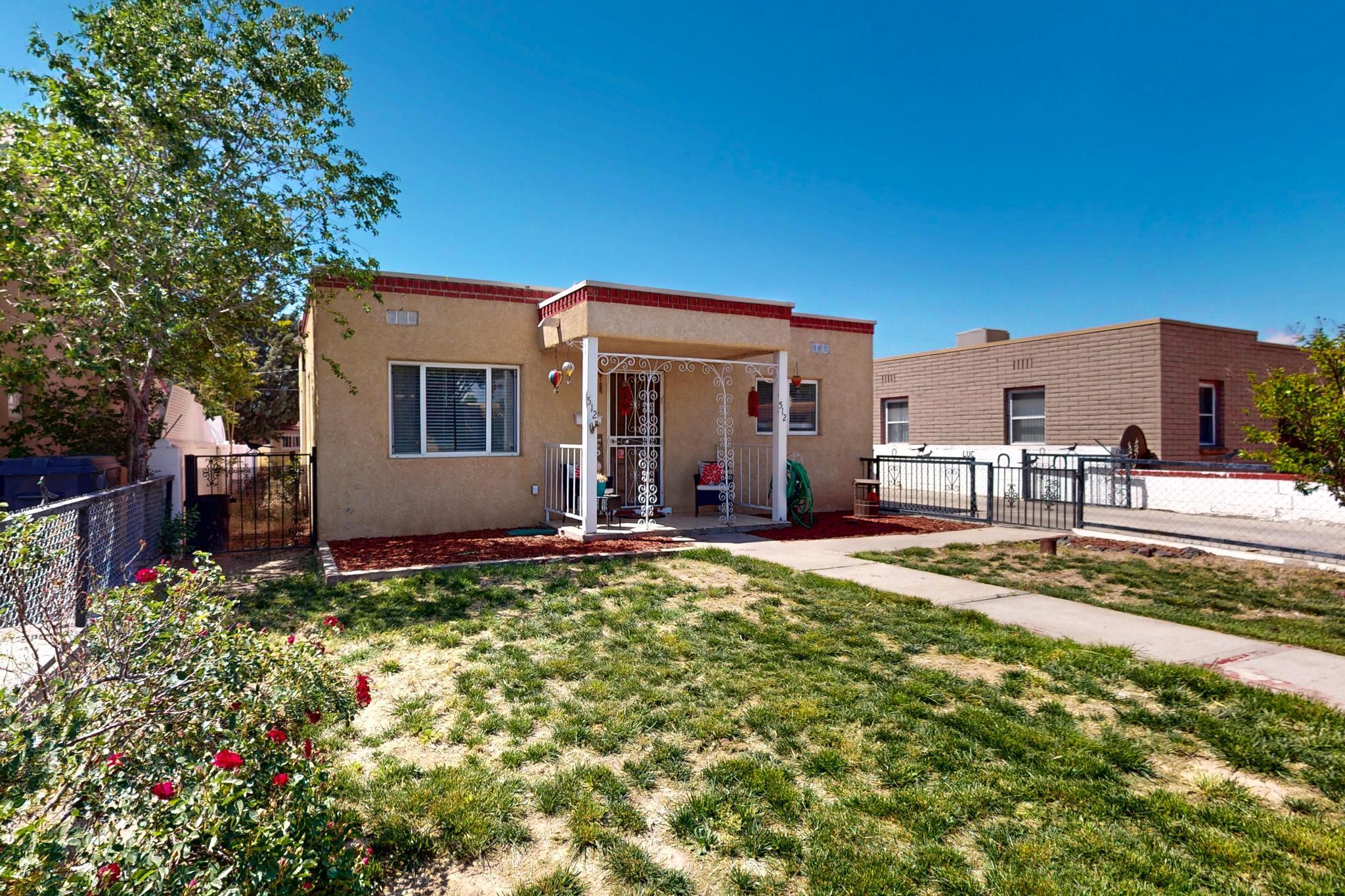 512 DOUGLAS MACARTHUR Road NW