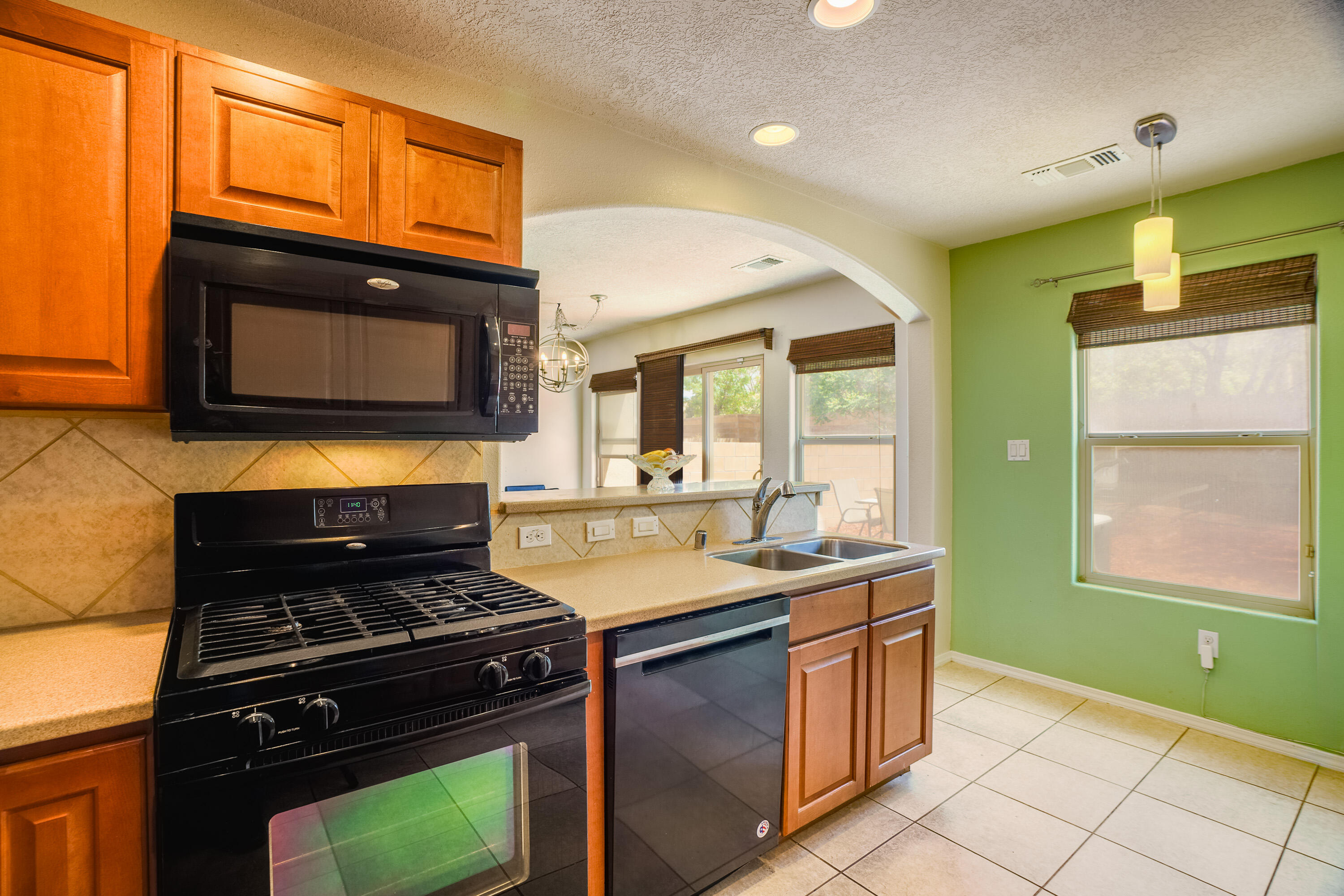 10932 Fort Point Lane NE