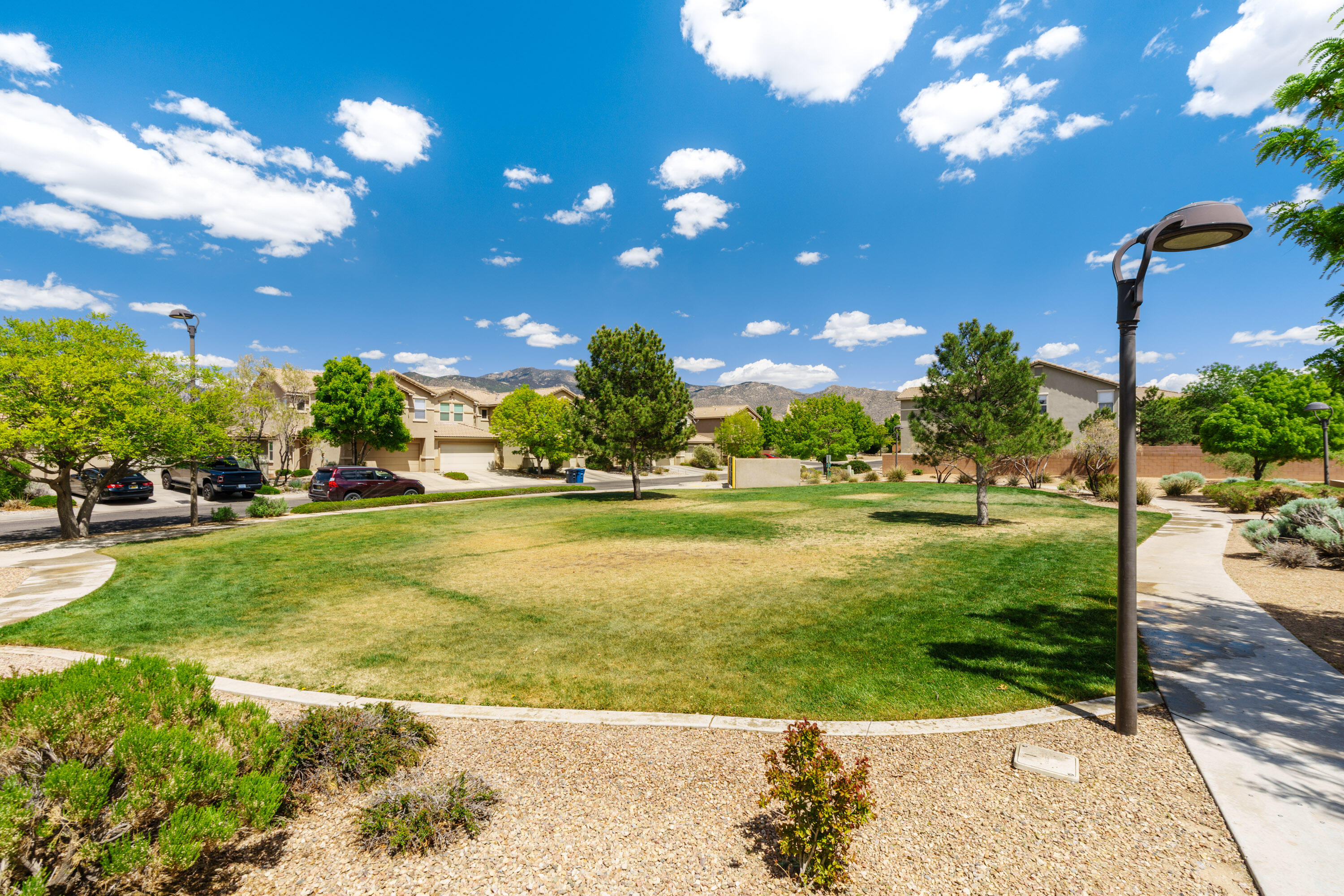 10932 Fort Point Lane NE