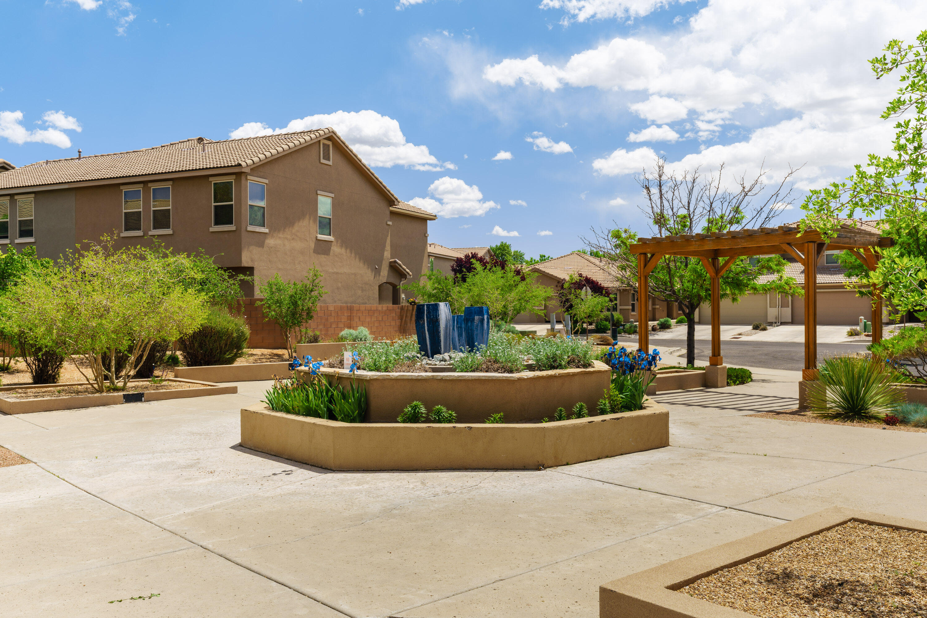 10932 Fort Point Lane NE