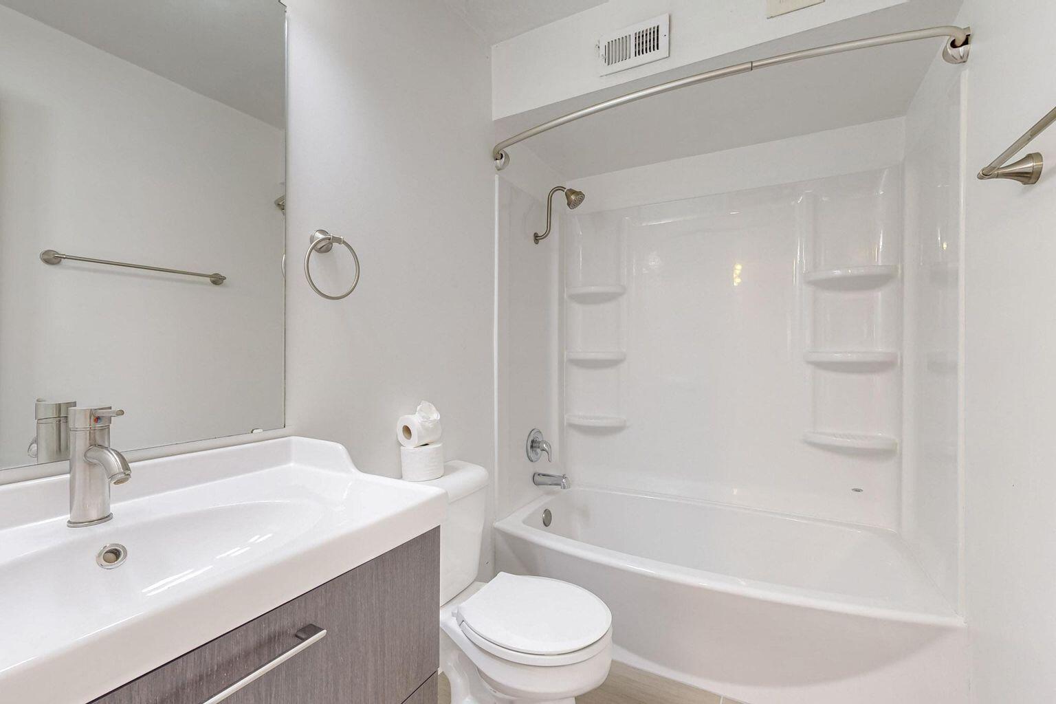 3831 MONTGOMERY Boulevard NE 433