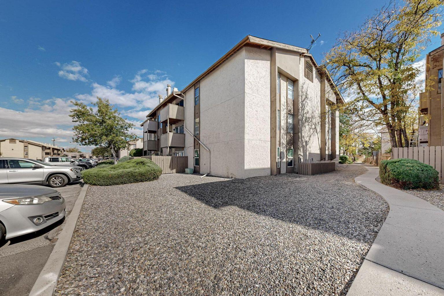 3831 MONTGOMERY Boulevard NE 433