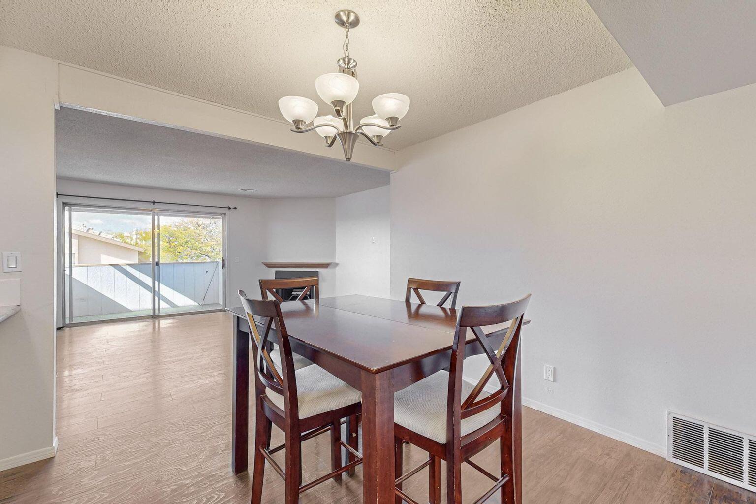 3831 MONTGOMERY Boulevard NE 433