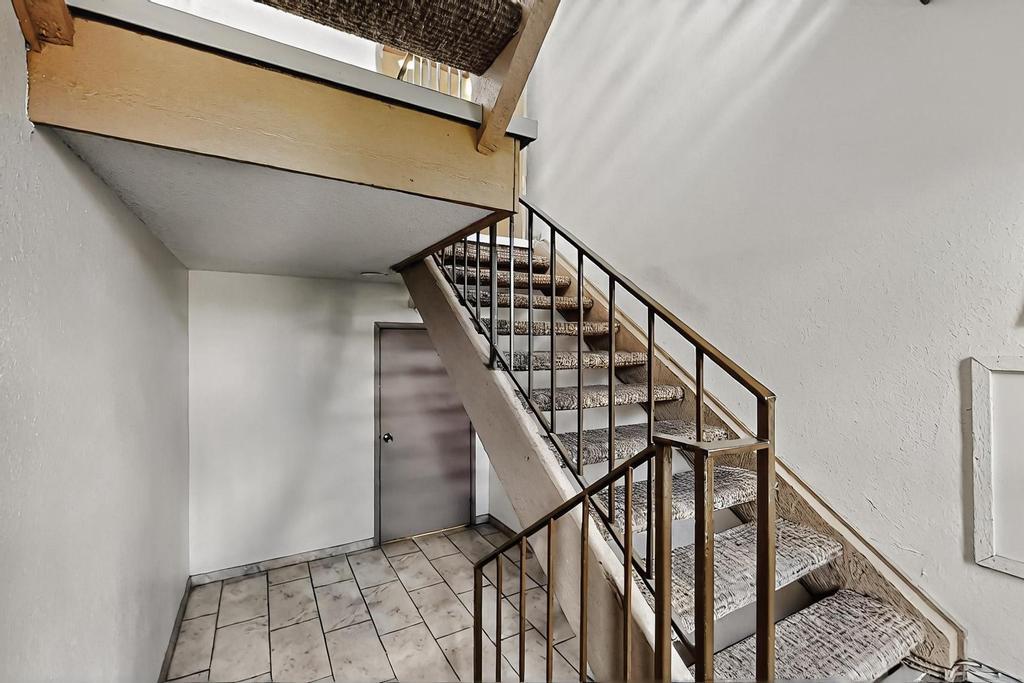 3867 MONTGOMERY Boulevard NE 1604