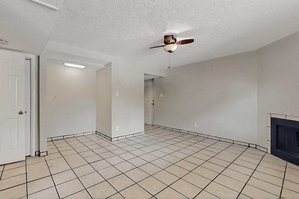 3867 MONTGOMERY Boulevard NE 1604