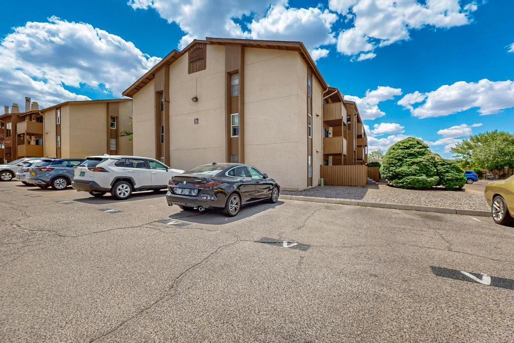 3867 MONTGOMERY Boulevard NE 1604