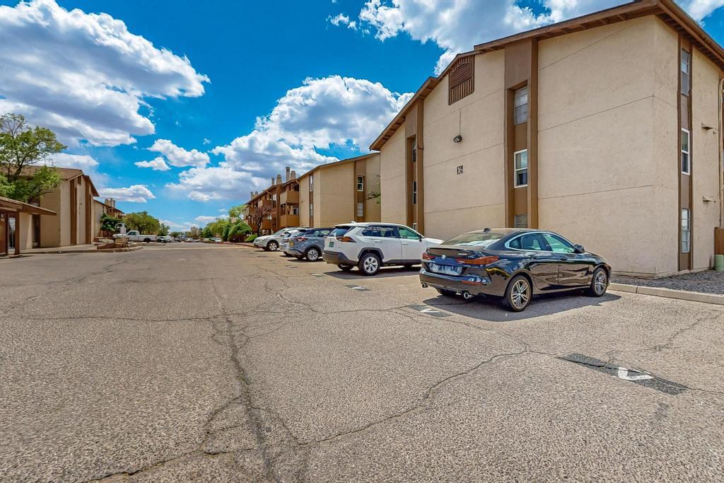 3867 MONTGOMERY Boulevard NE 1604