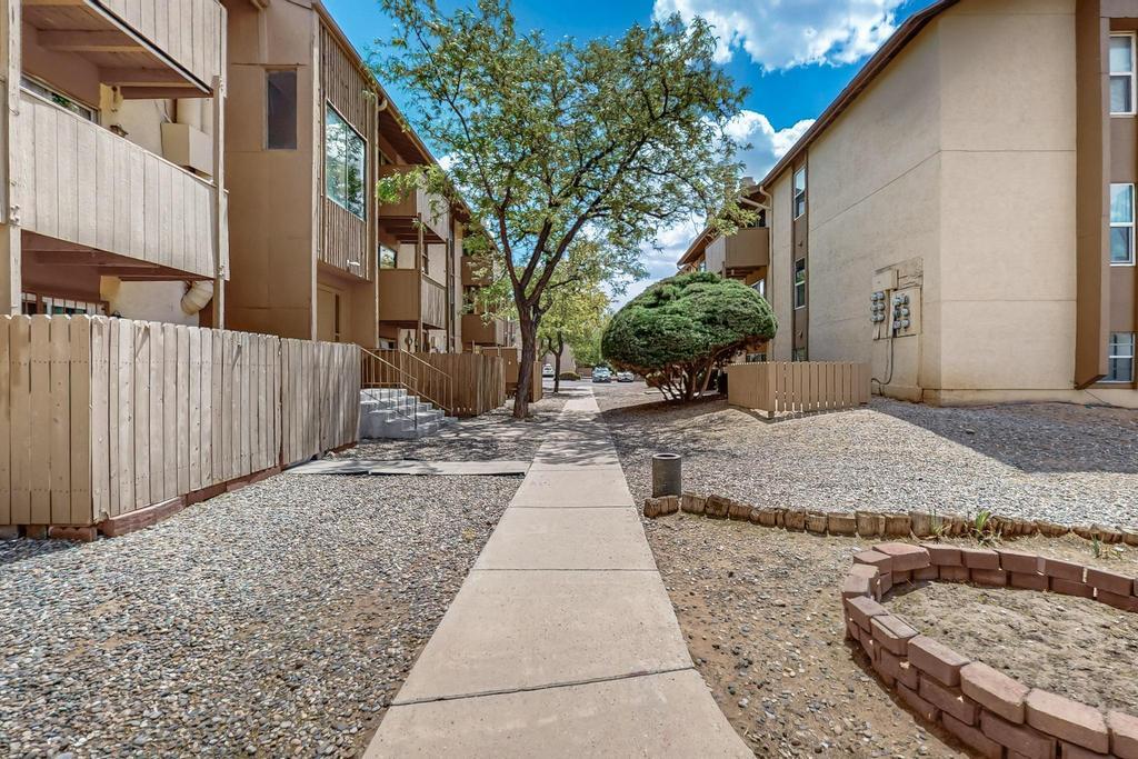 3867 MONTGOMERY Boulevard NE 1604