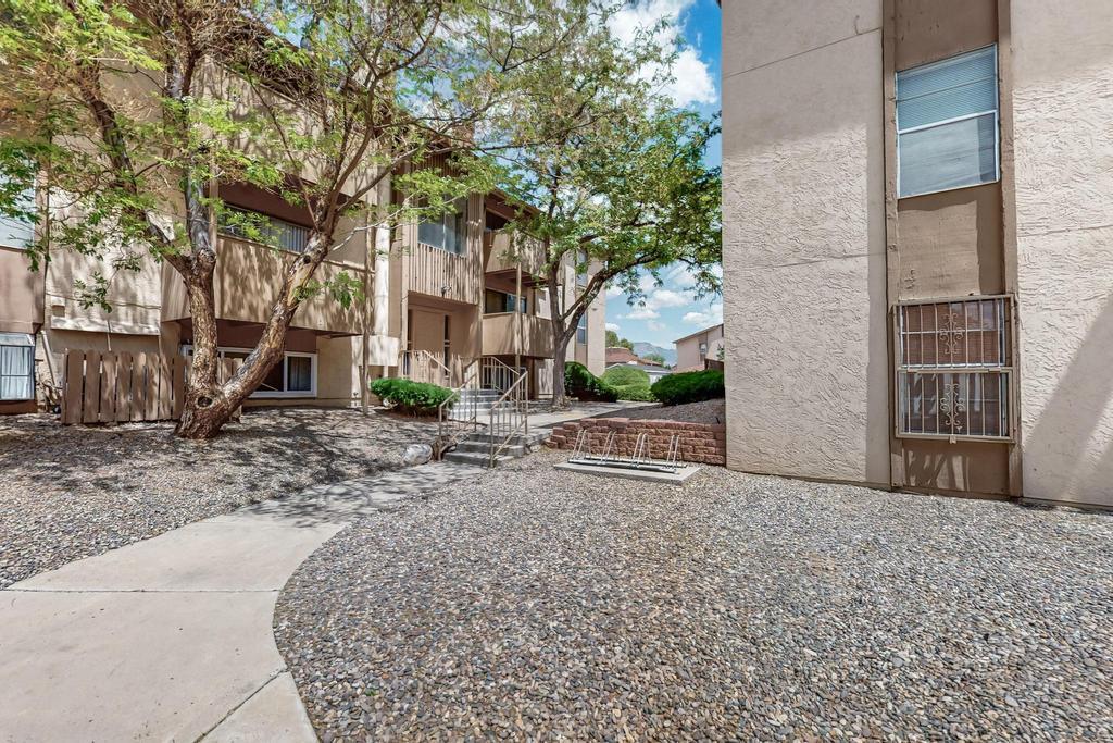 3867 MONTGOMERY Boulevard NE 1604