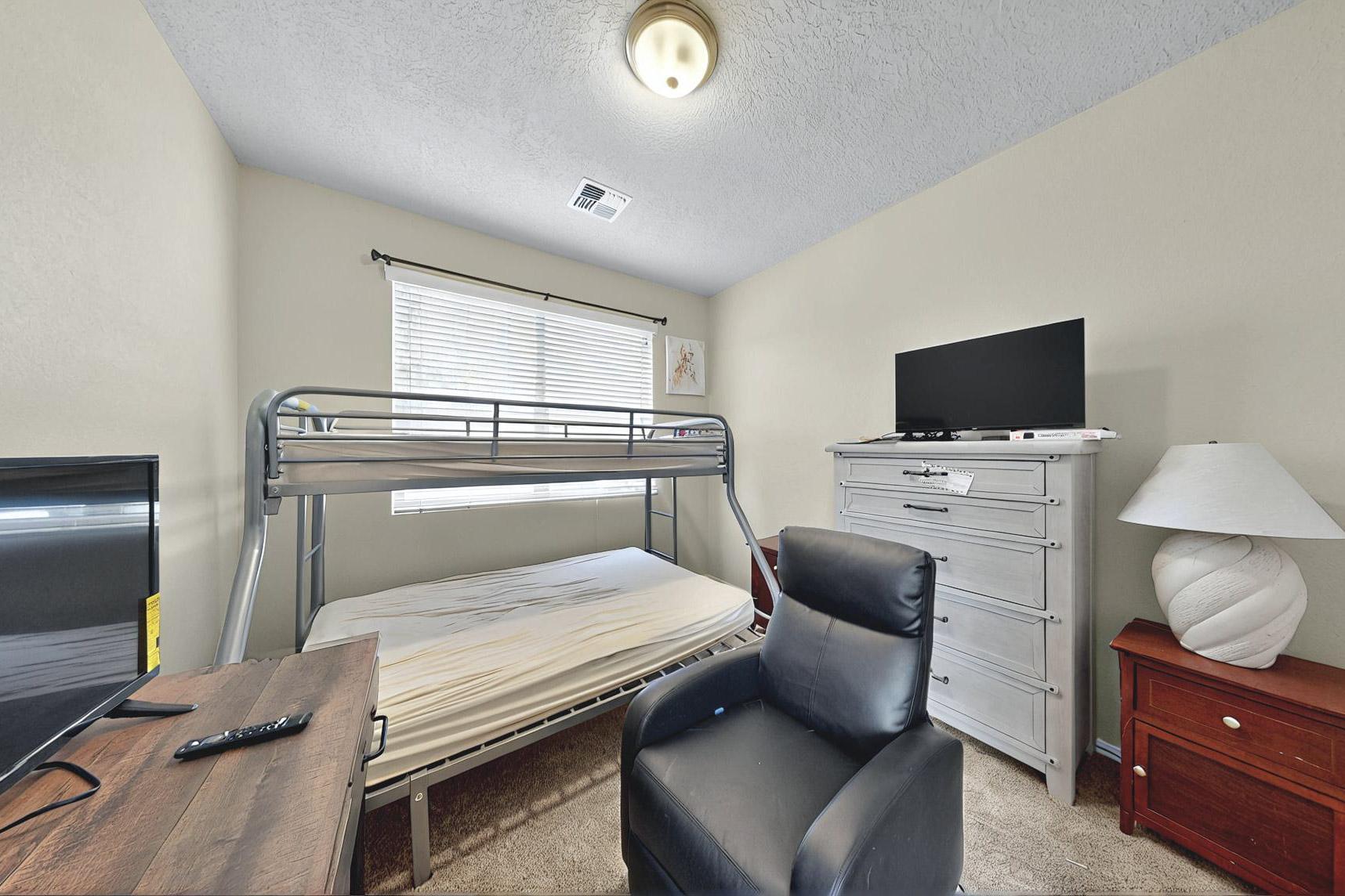 1406 Bluesky NE