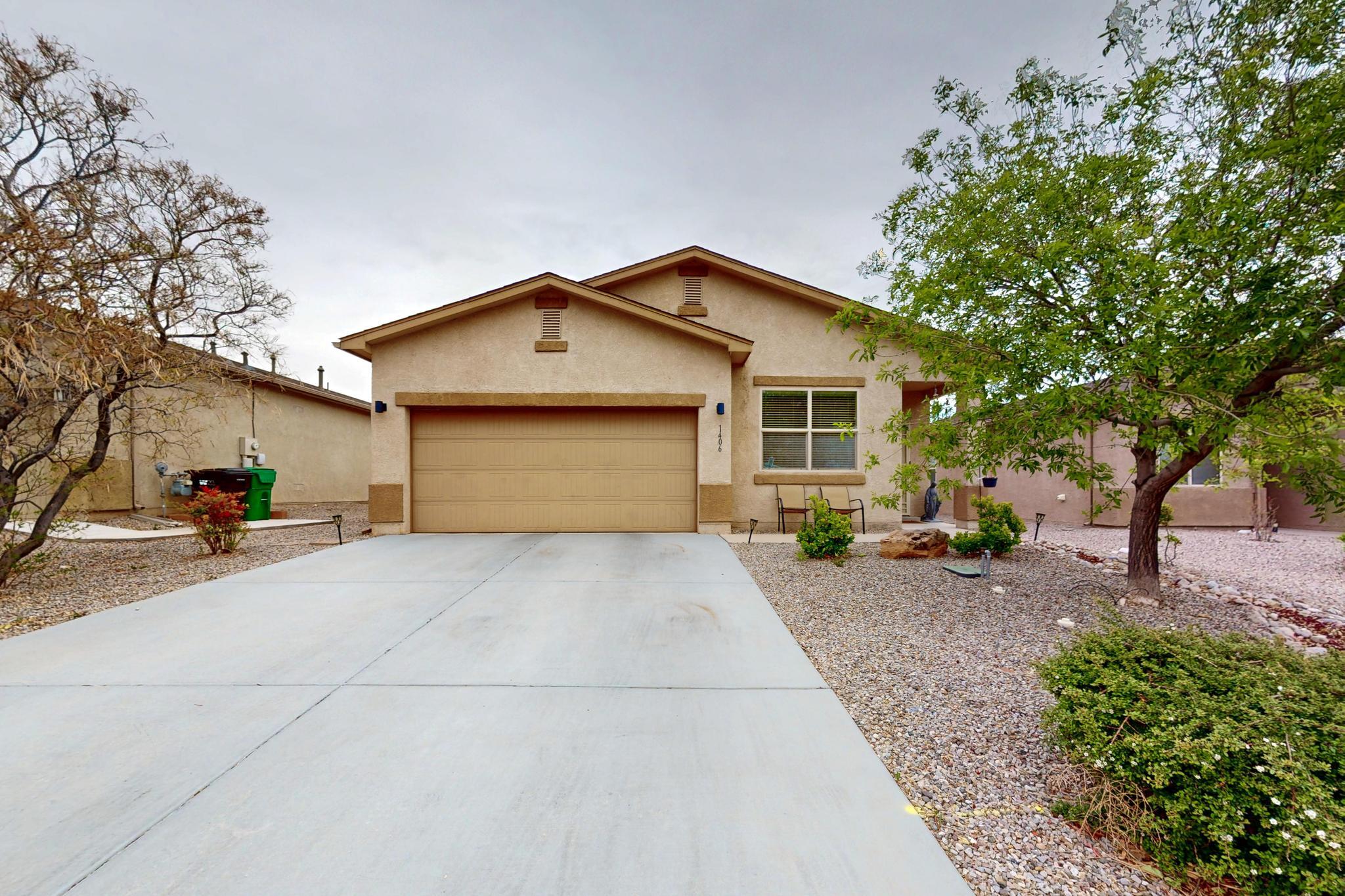 1406 Bluesky NE