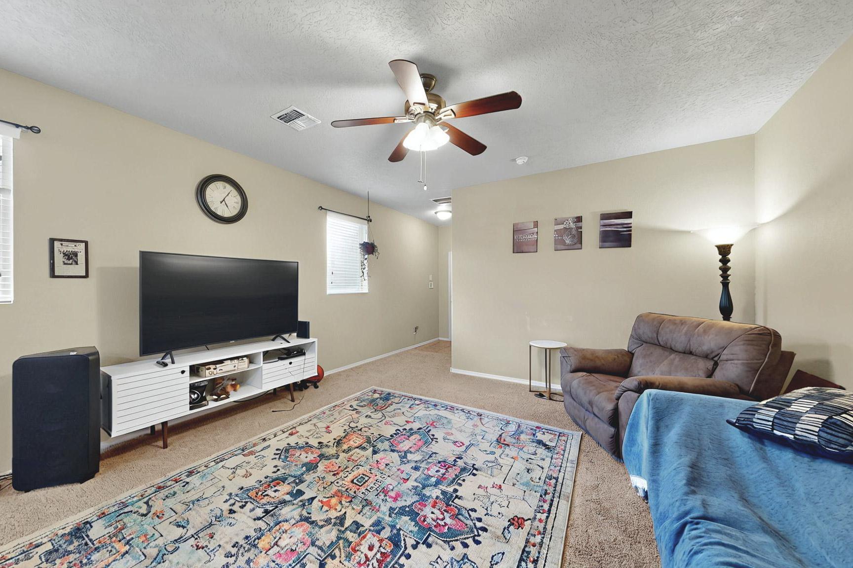 1406 Bluesky NE