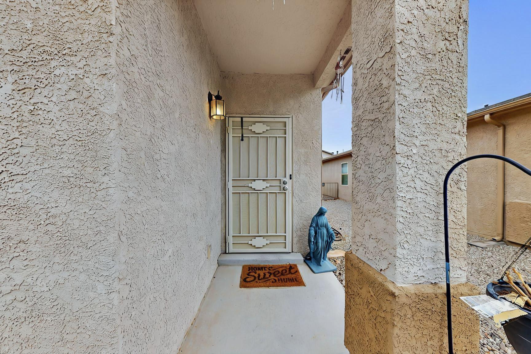 1406 Bluesky NE