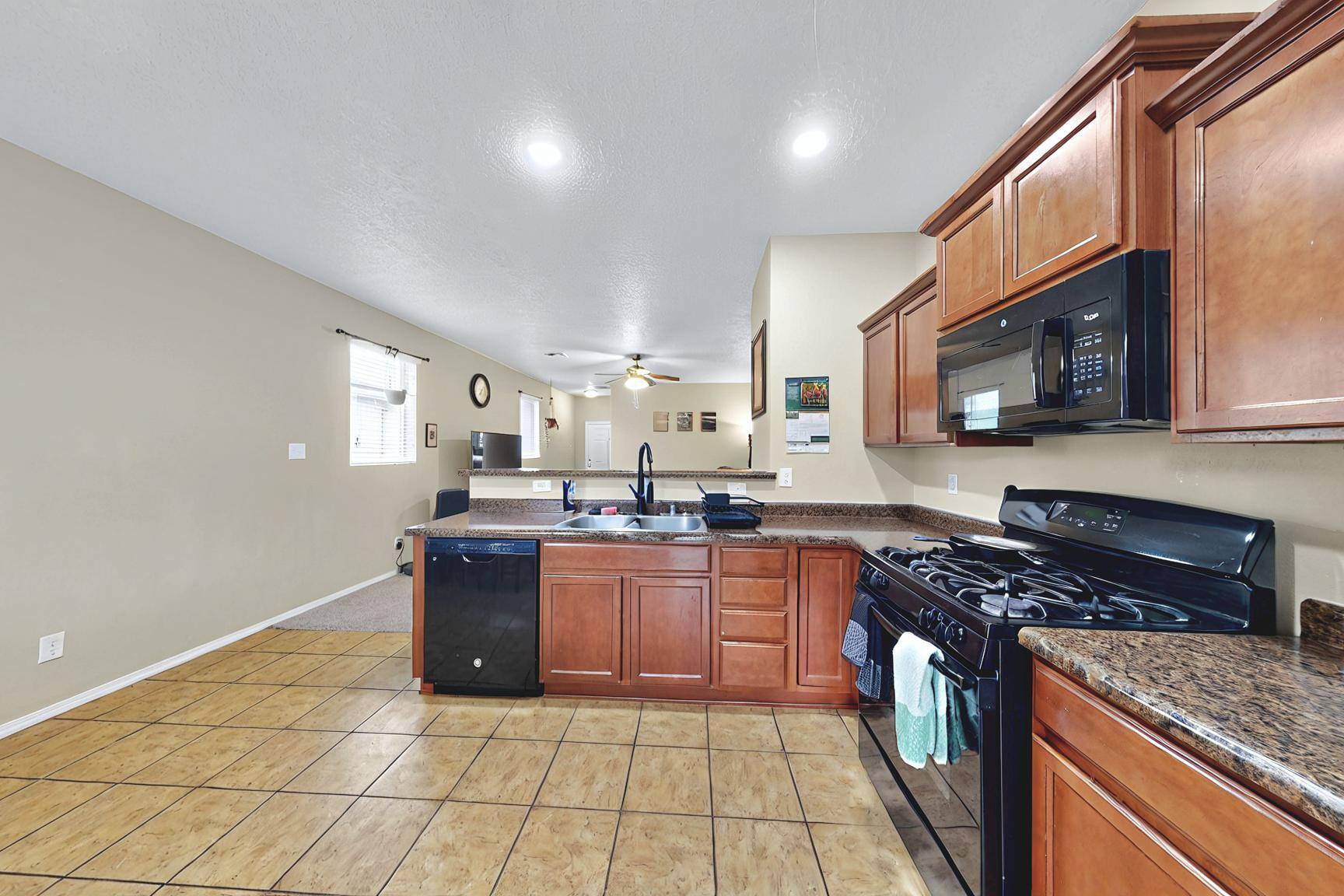 1406 Bluesky NE