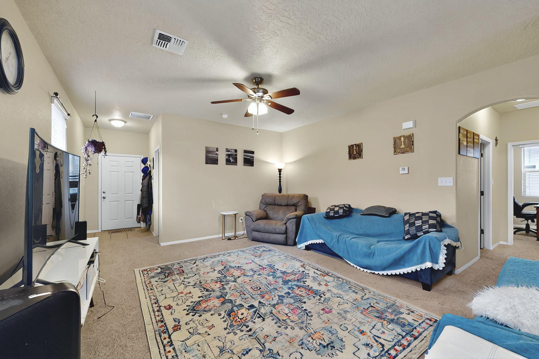 1406 Bluesky NE
