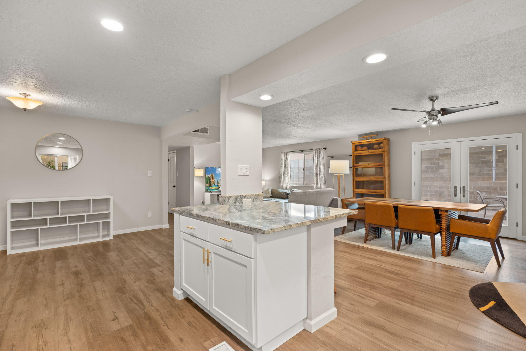 7620 BUCKBOARD Avenue NE