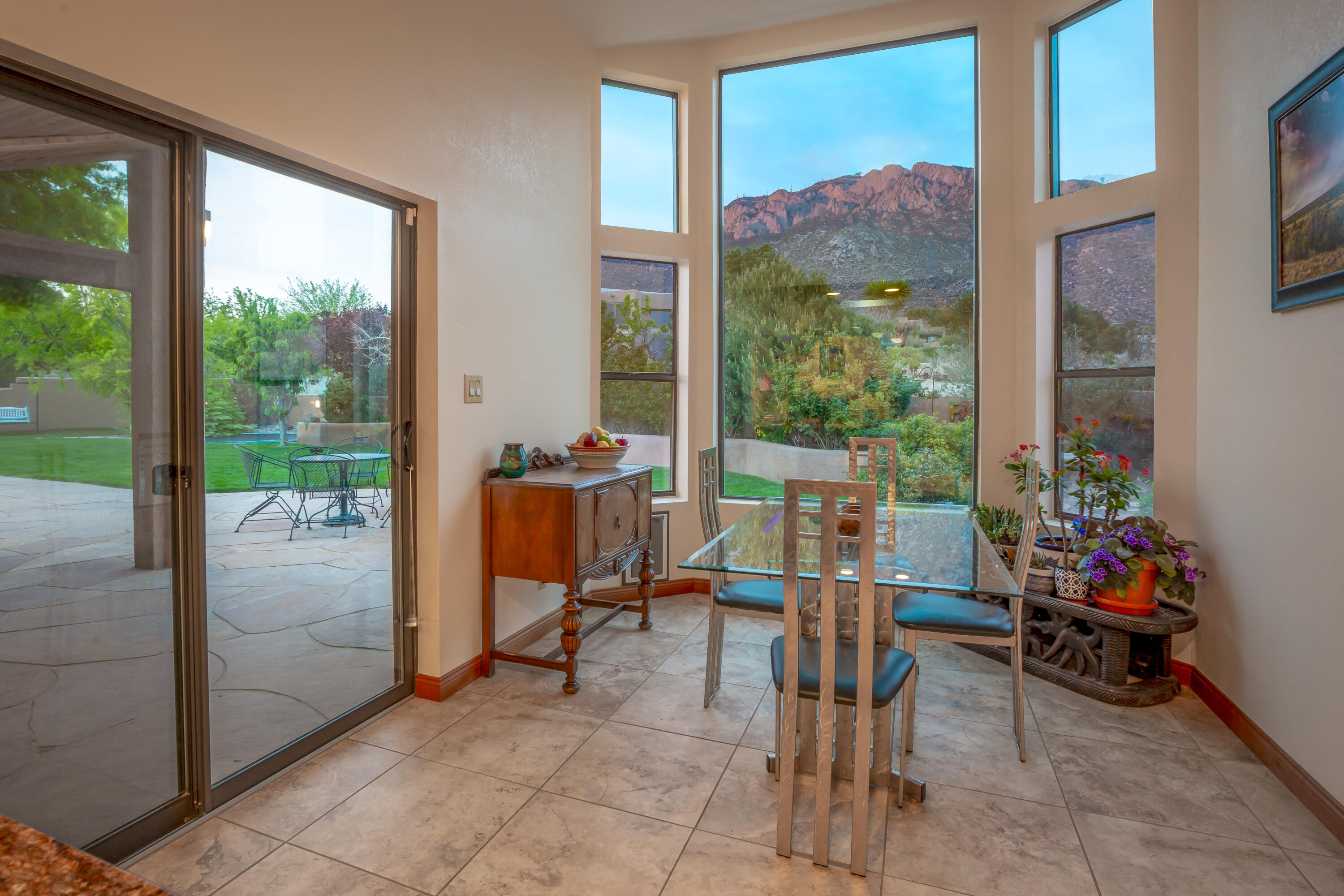 536 BLACK BEAR Road NE